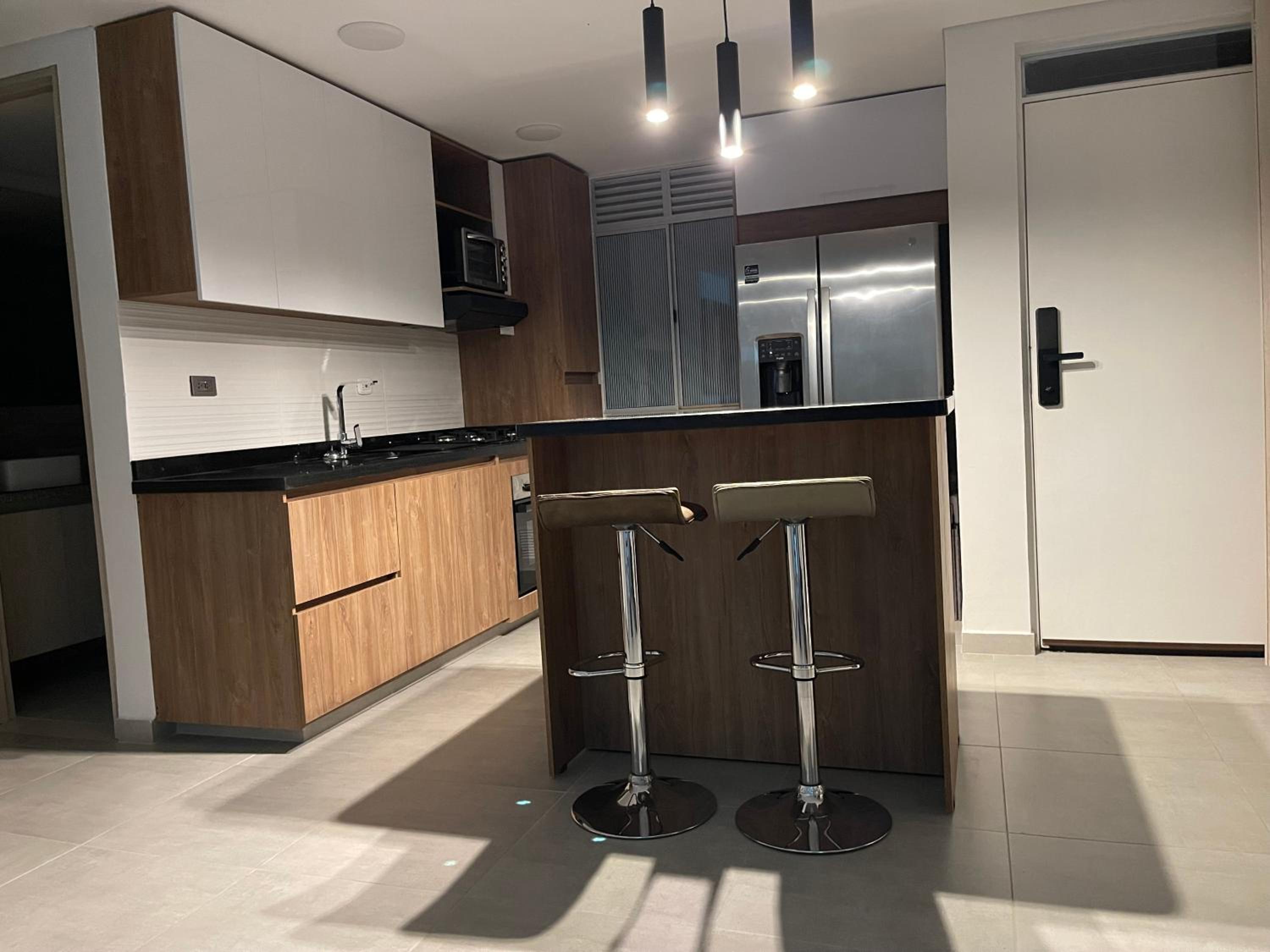 Aqualina Orange Girardot, estrene 84 metros de lujo con aire y wifi 3 habitaciones