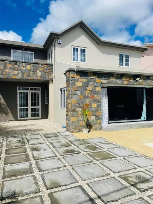 Meliyer cheerful 3 bedrooms villa at perebere