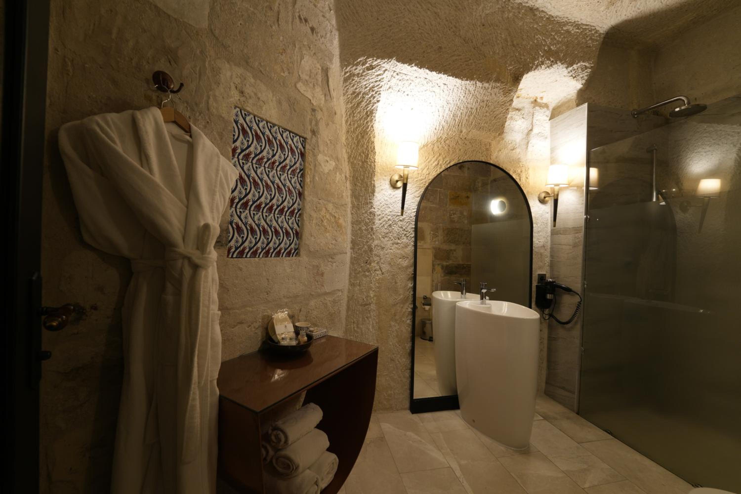 Artemis Cave Suites & Spa- Adults Only - Image 42