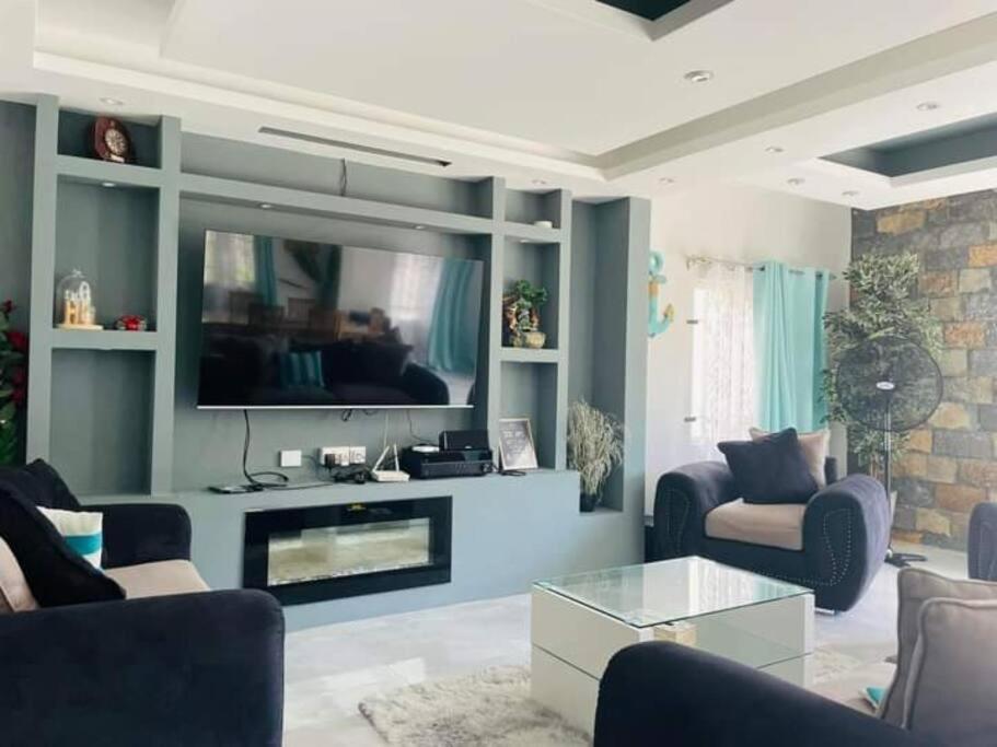 Meliyer cheerful 3 bedrooms villa at perebere