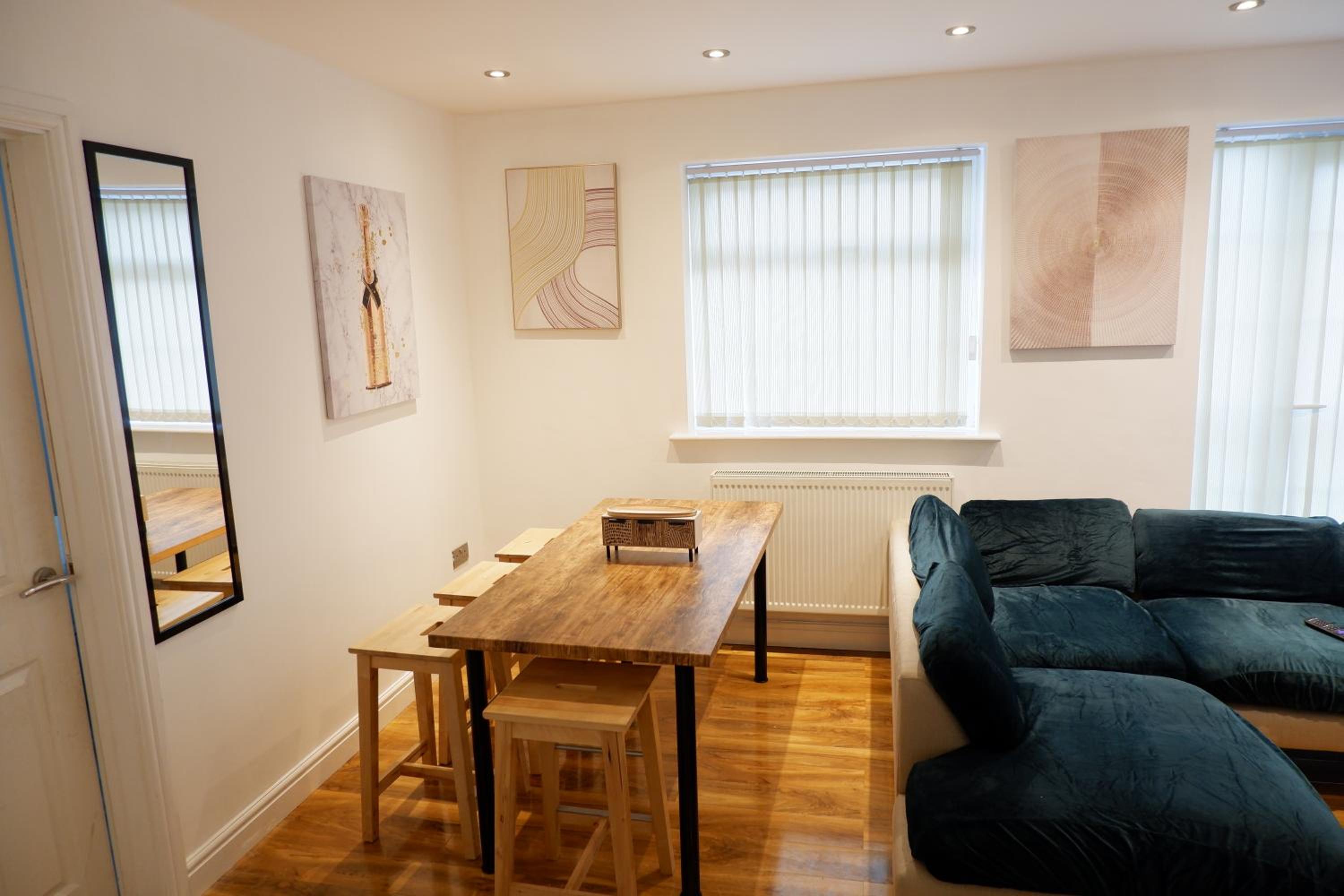 Flat 3, 2Bed Speedwell, Bristol UK view 3