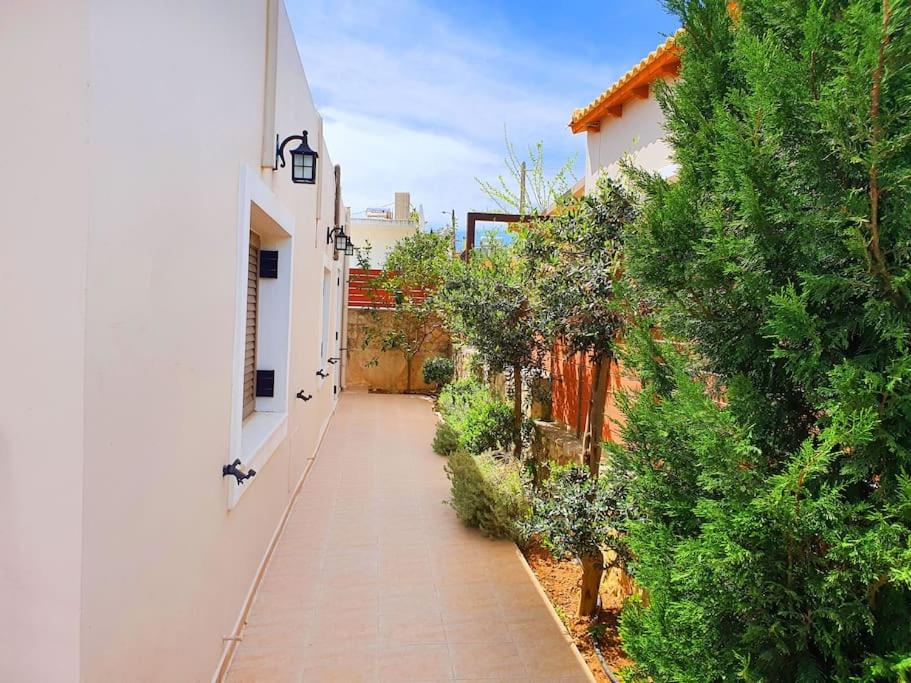 Two Villas Side by Side with 2 privates pools