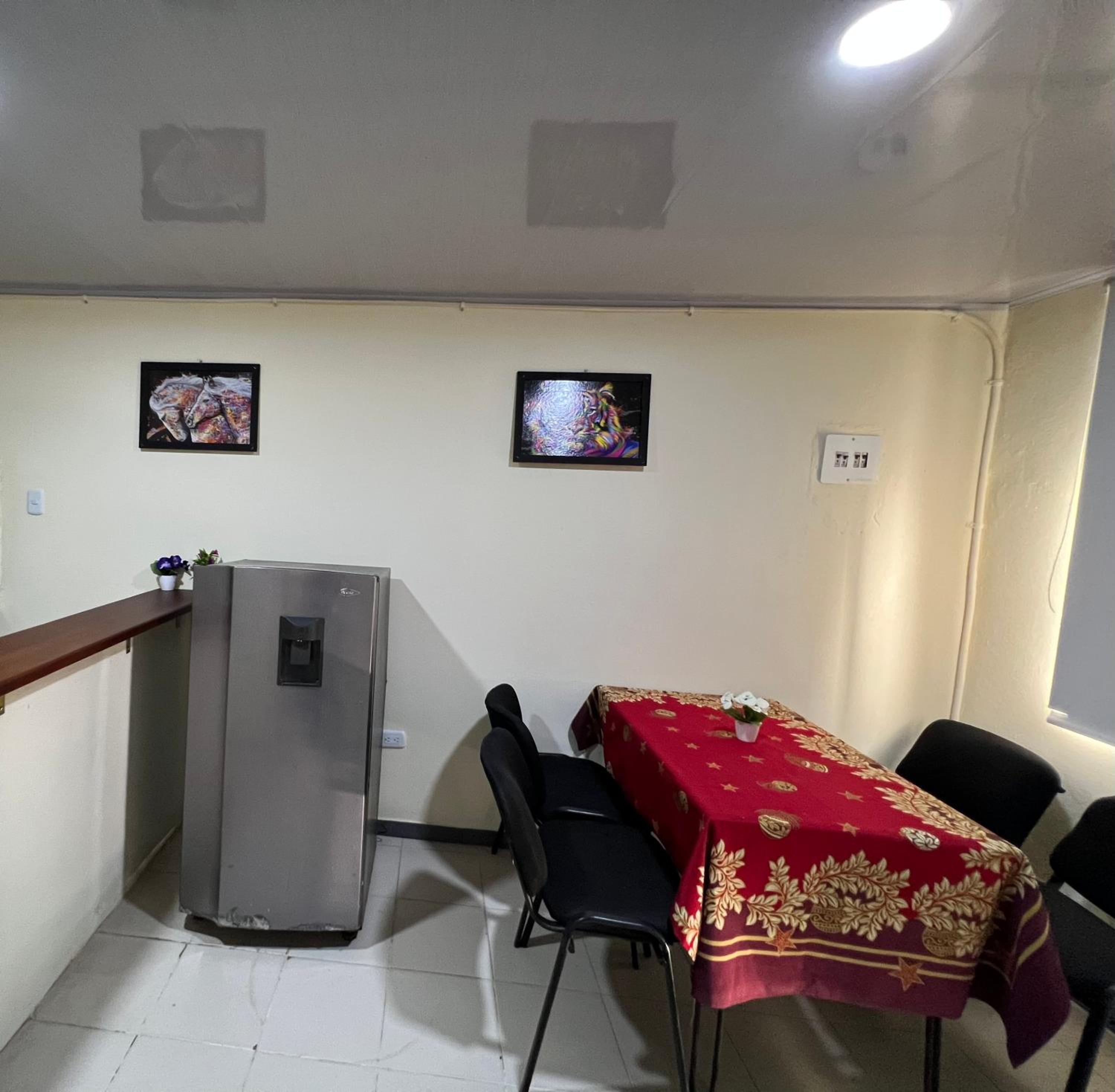 Acogedor Apartamento céntrico (cerca de todo) Restrepo-Meta.