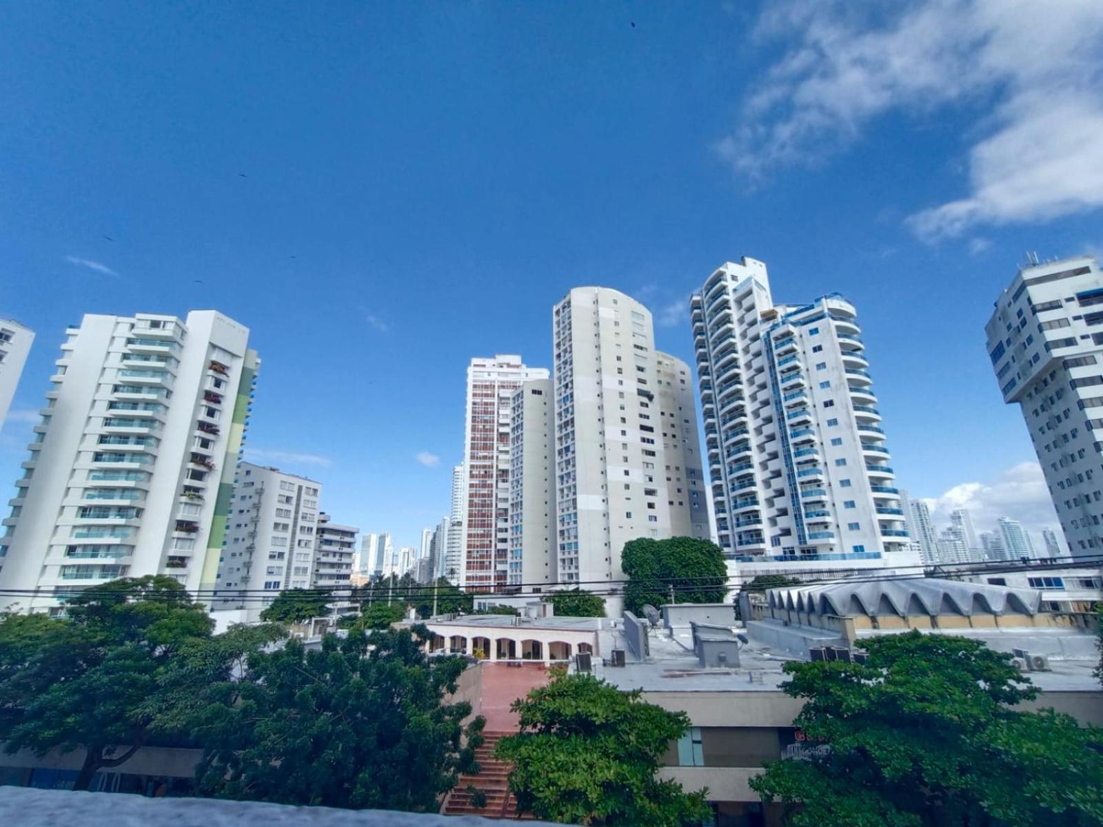Apartamento Vista Al Mar Cerca A La Playa