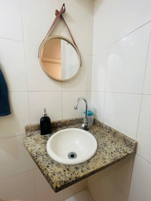 Casa Duplex com 2 suítes.