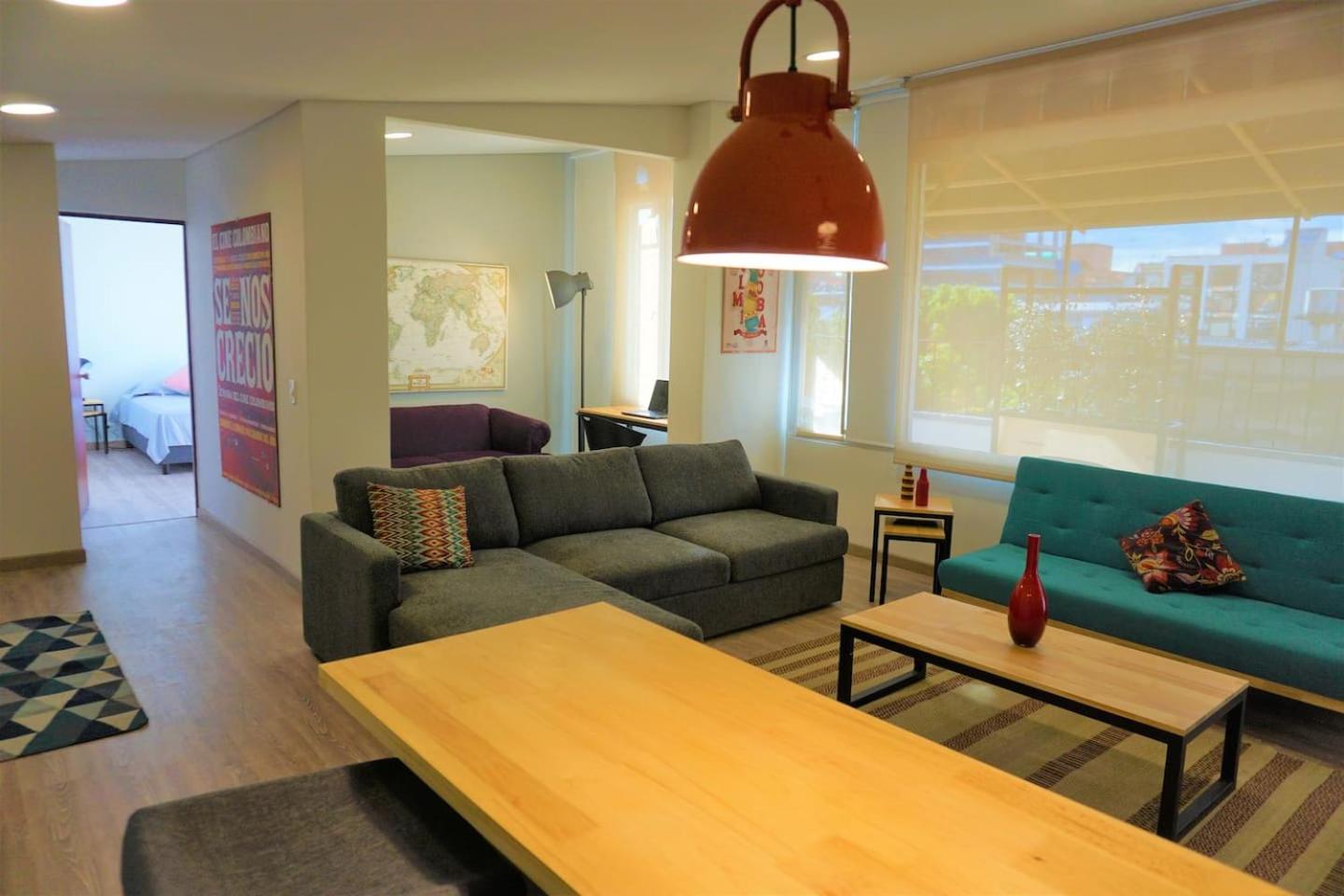 501 · Bright, stylish Terrace Apt 5 min to T zone Andino