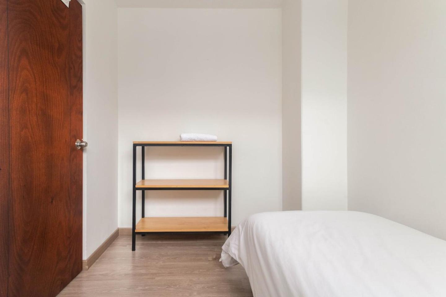 501 · Bright, stylish Terrace Apt 5 min to T zone Andino