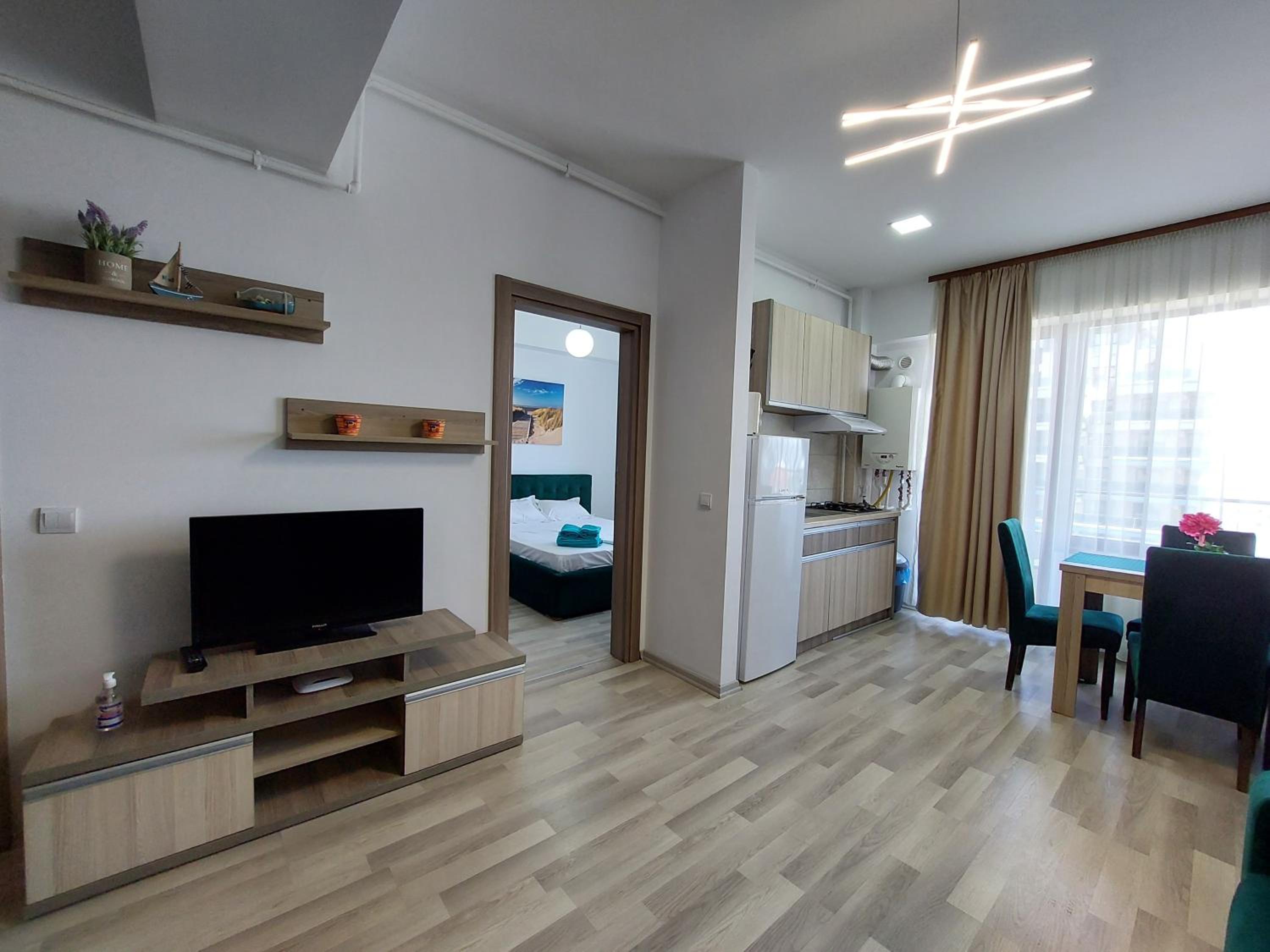 Stefi Mamaia Summerland view 2