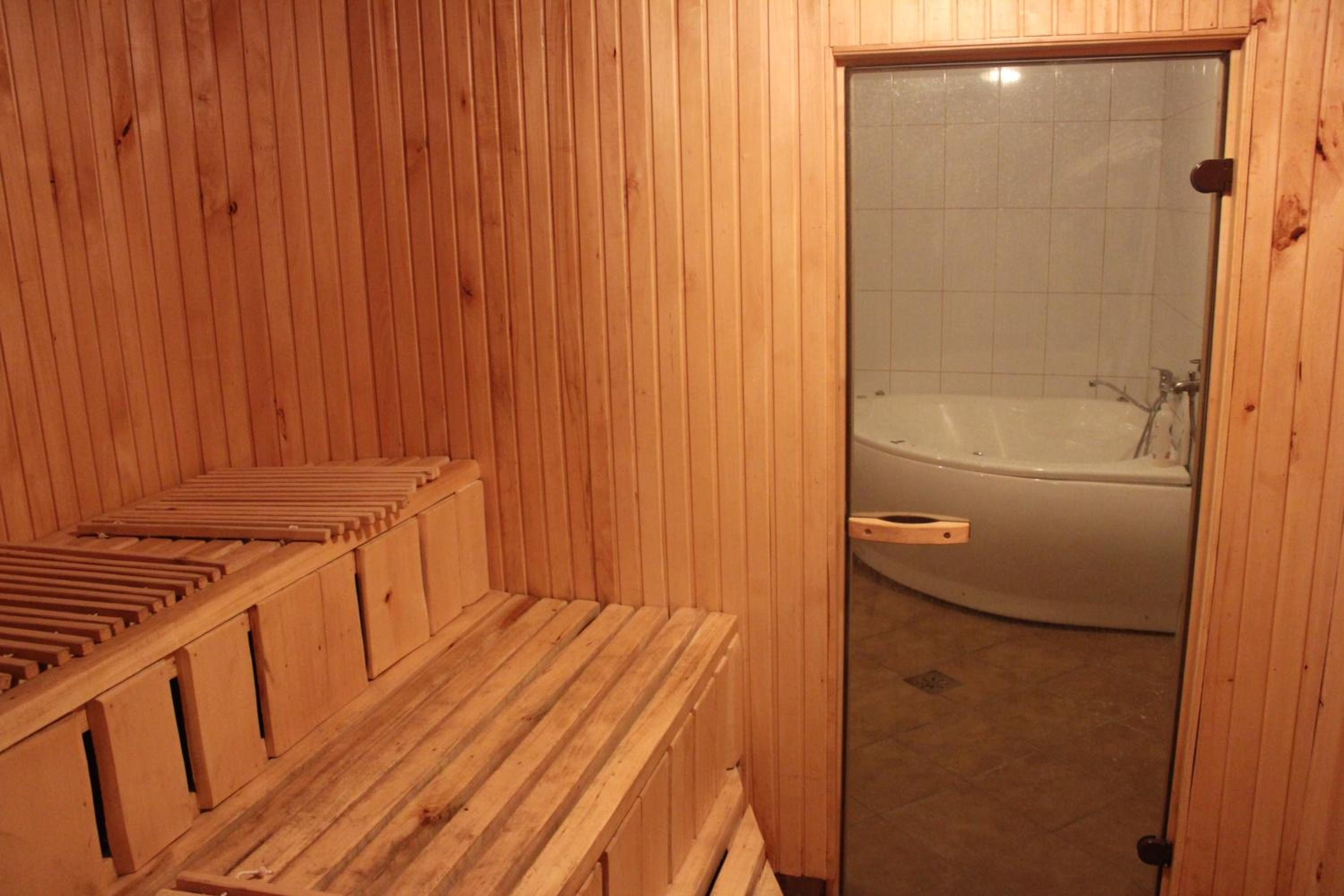 Photo 32
