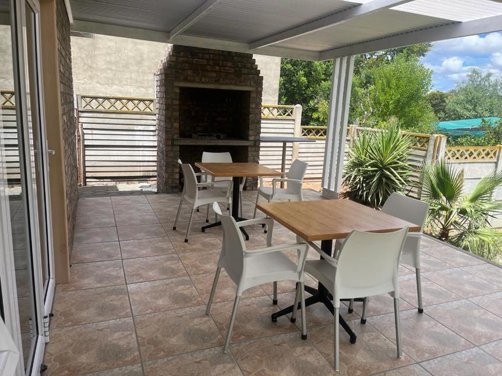 Stay@51 Botha view 3