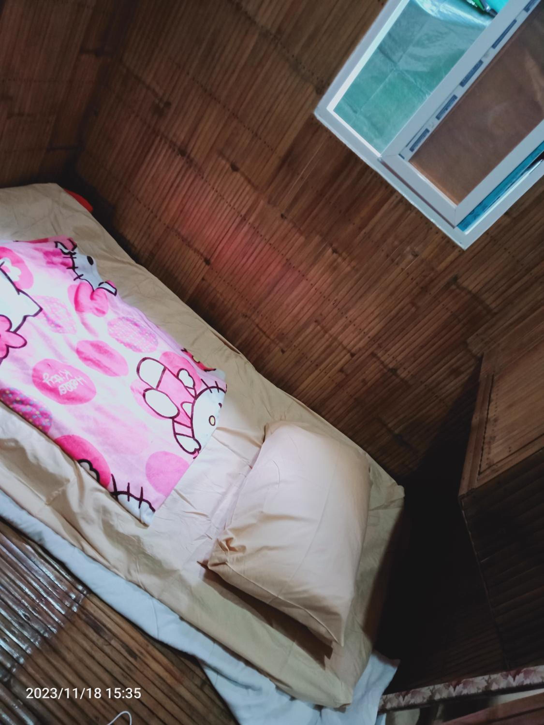 SECLUDED GLAMPING YOGA SAMADHI fan 2 kubos 8 pax view 3