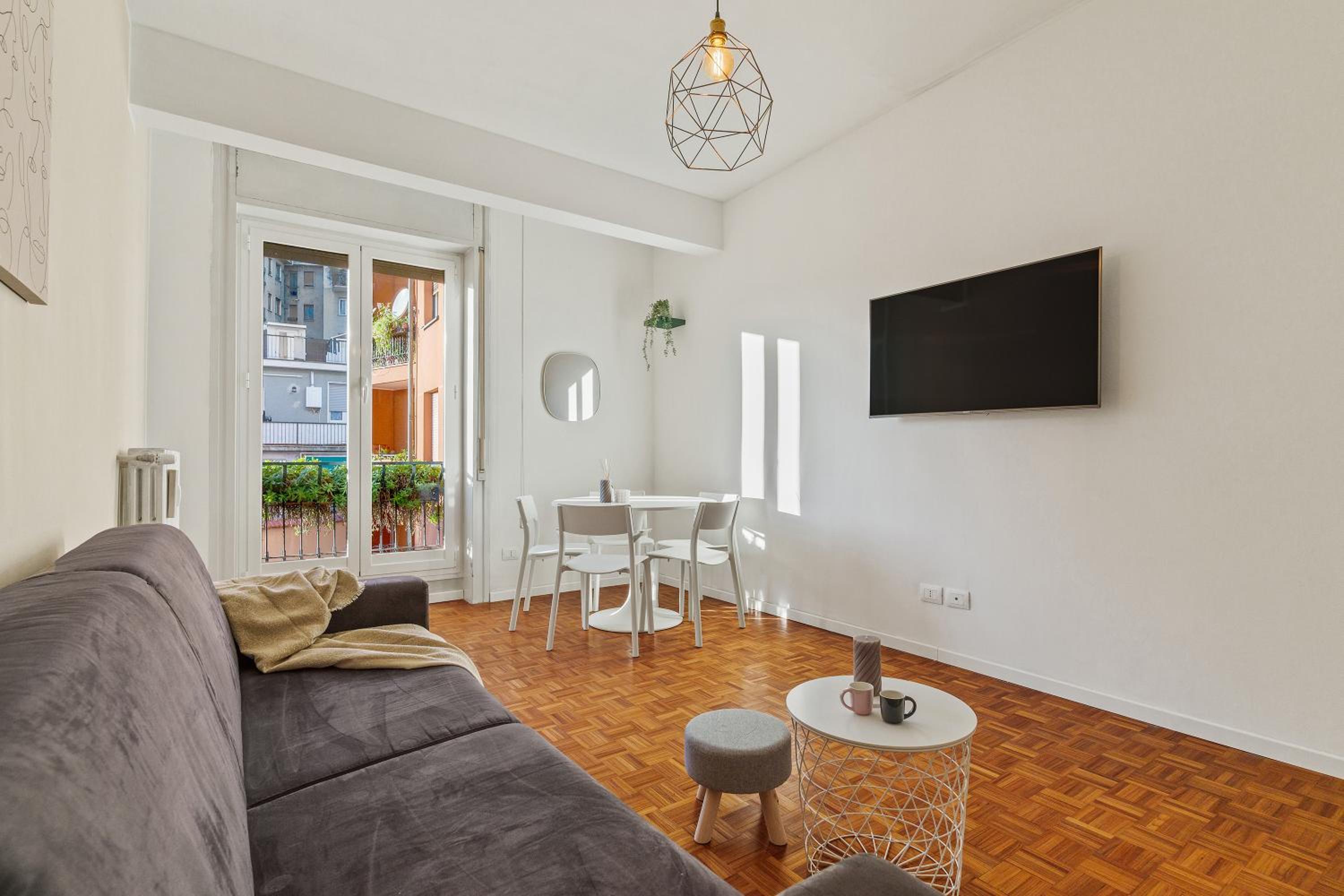 Urban Chic Retreat [Milan Central Station - Loreto]
