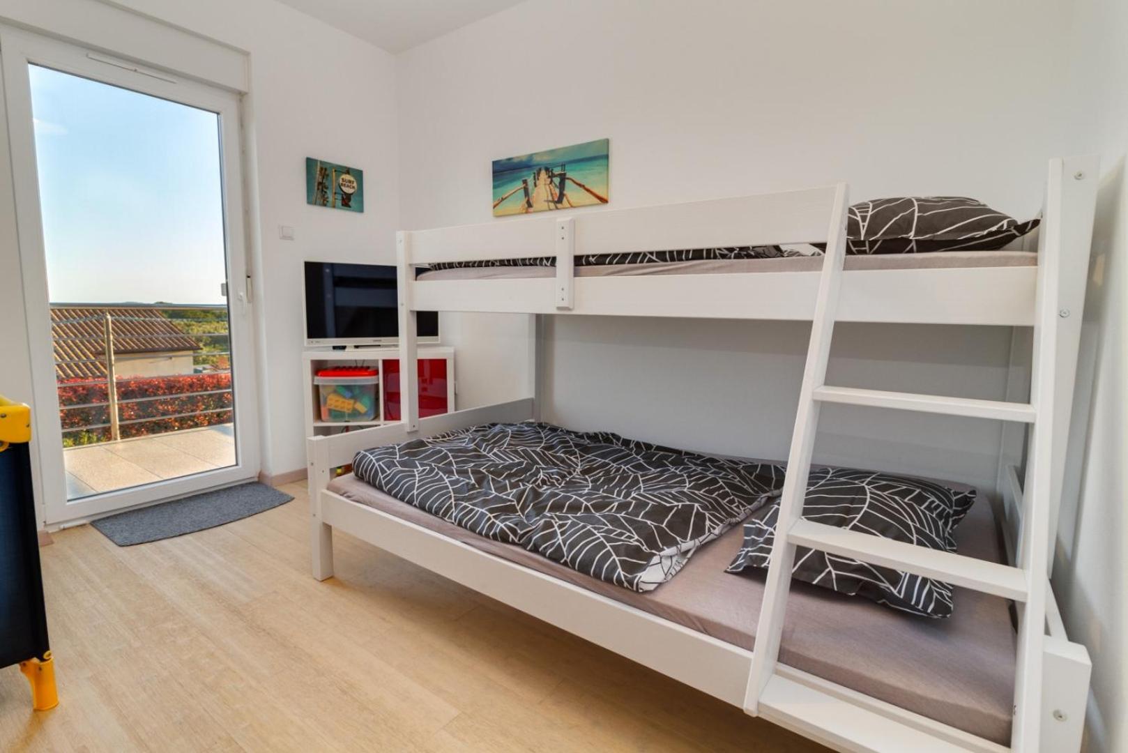 Villa Stefanja kids friendly with sea view near Fažana view 3