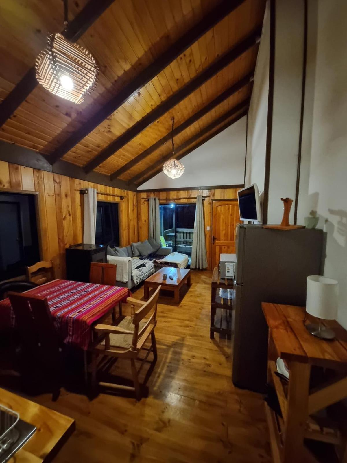 Cabañas Altos de Pino Huacho