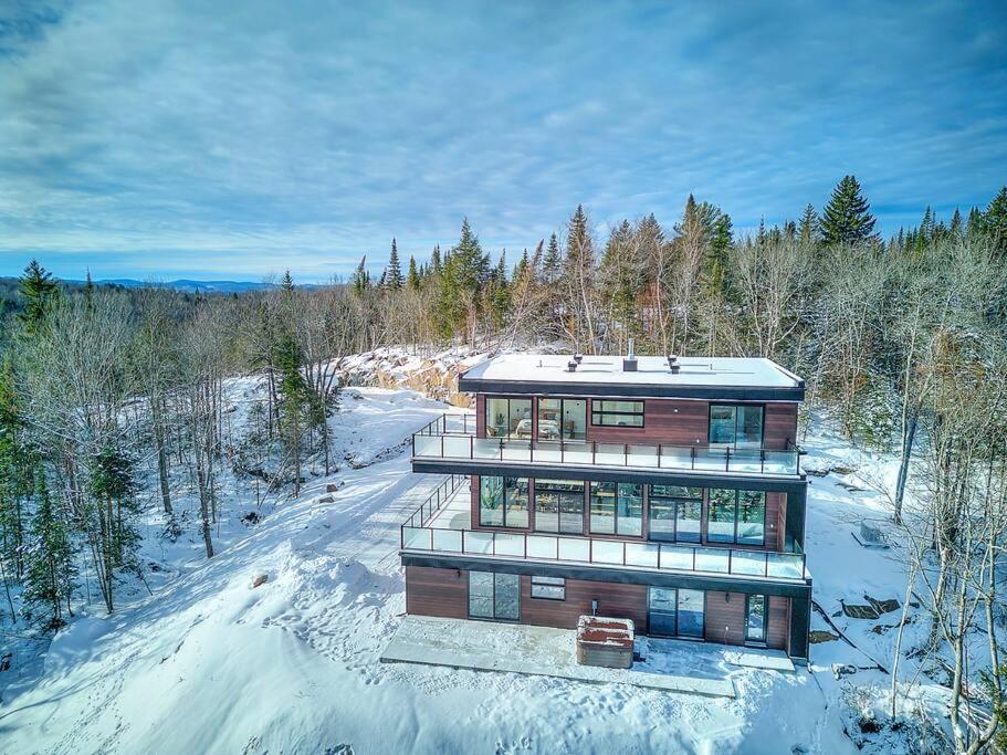 Tremblant Summit: Travel Experience Beyond Compare
