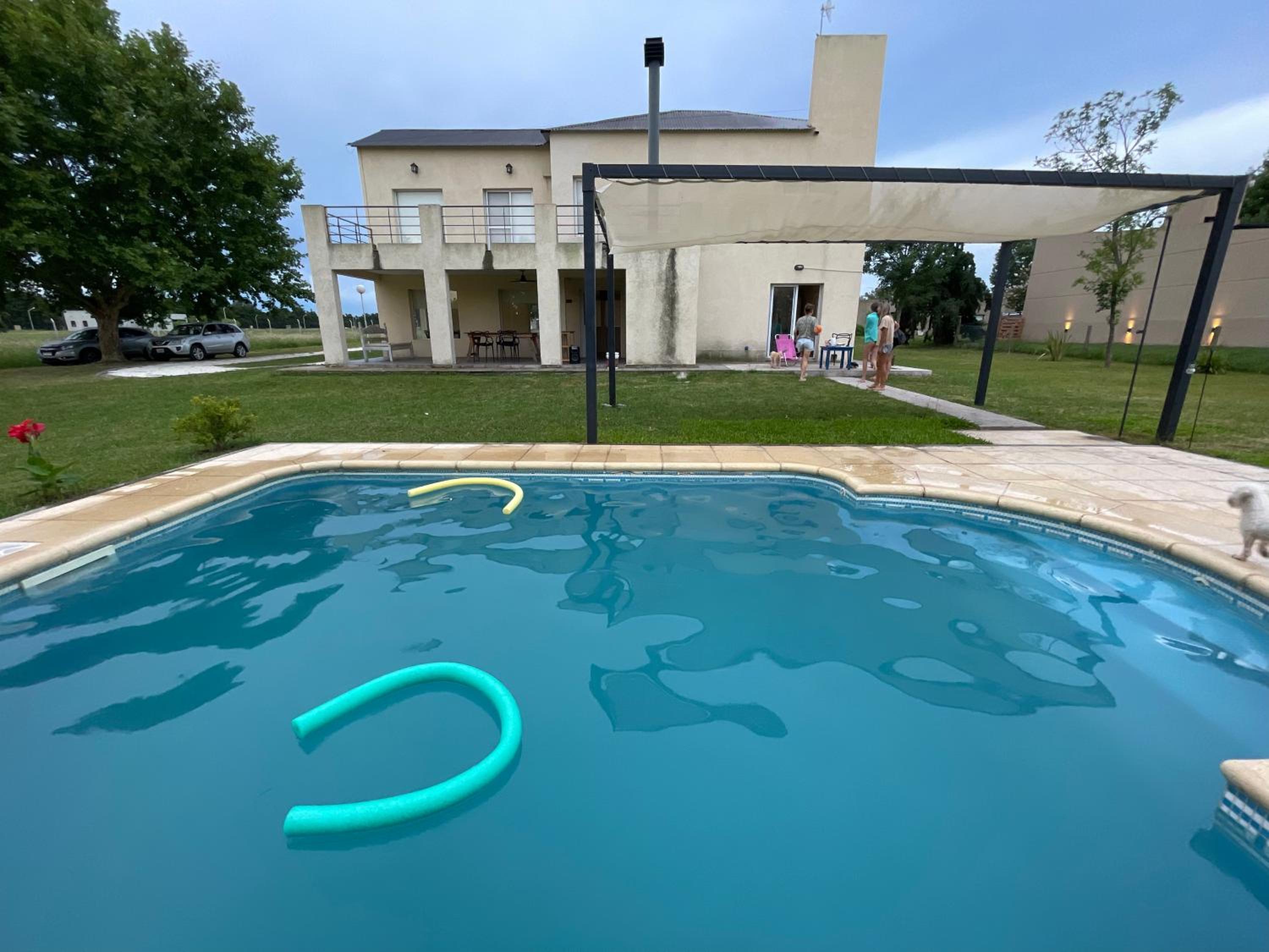 Casa con Piscina - Country Prados