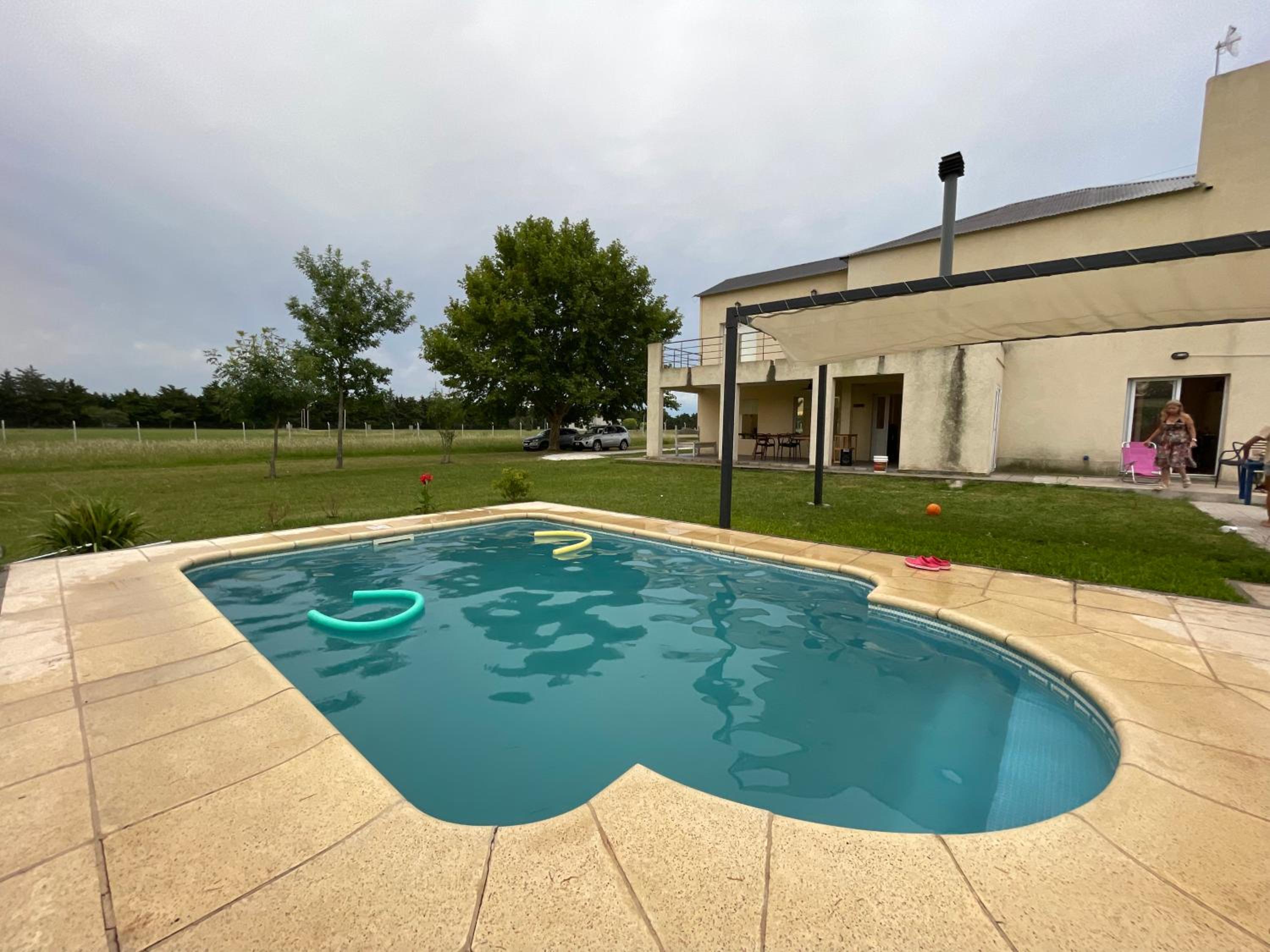 Casa con Piscina - Country Prados