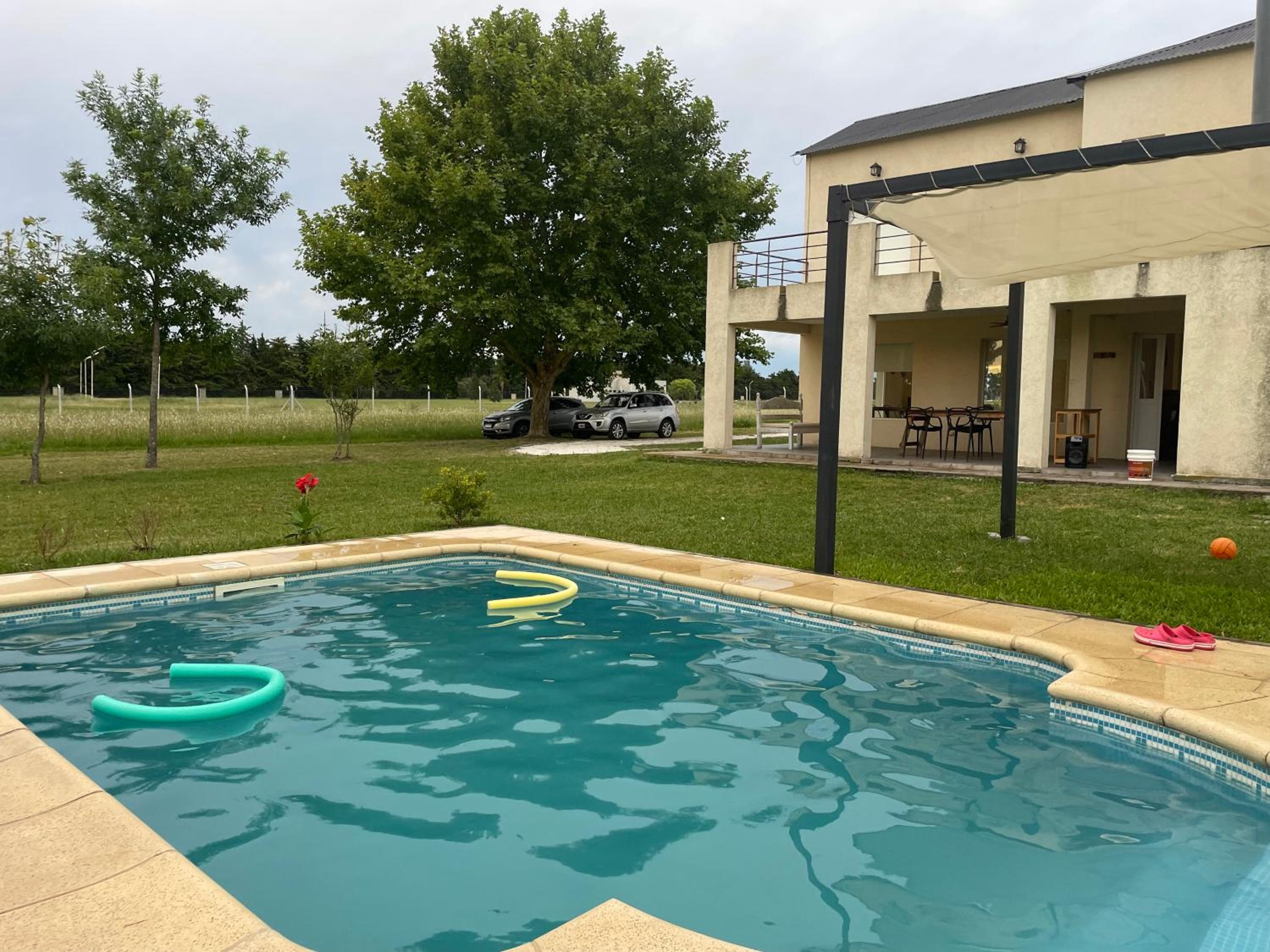Casa con Piscina - Country Prados
