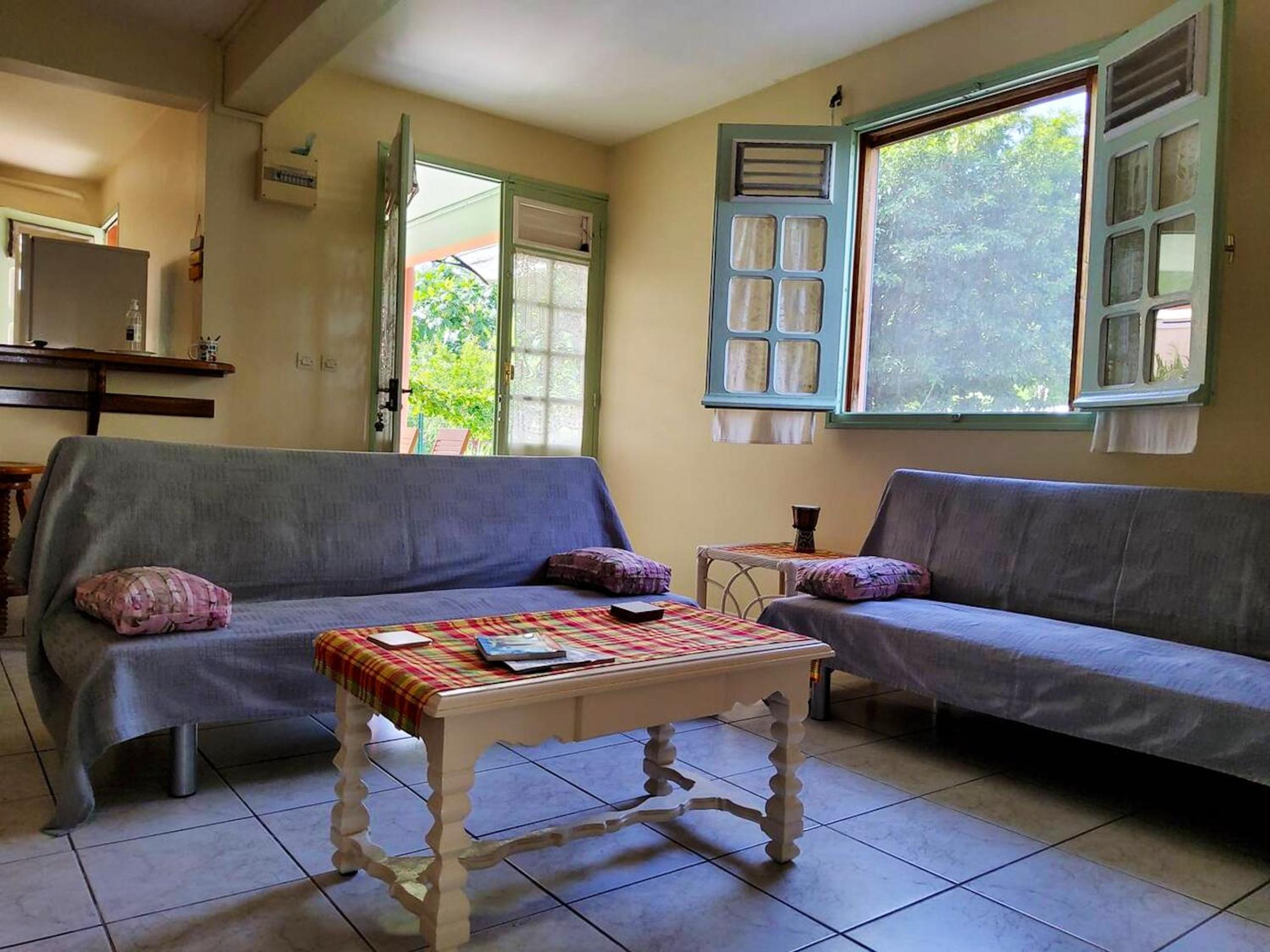 Appartement spacieux près du Diamant avec jardin privatif