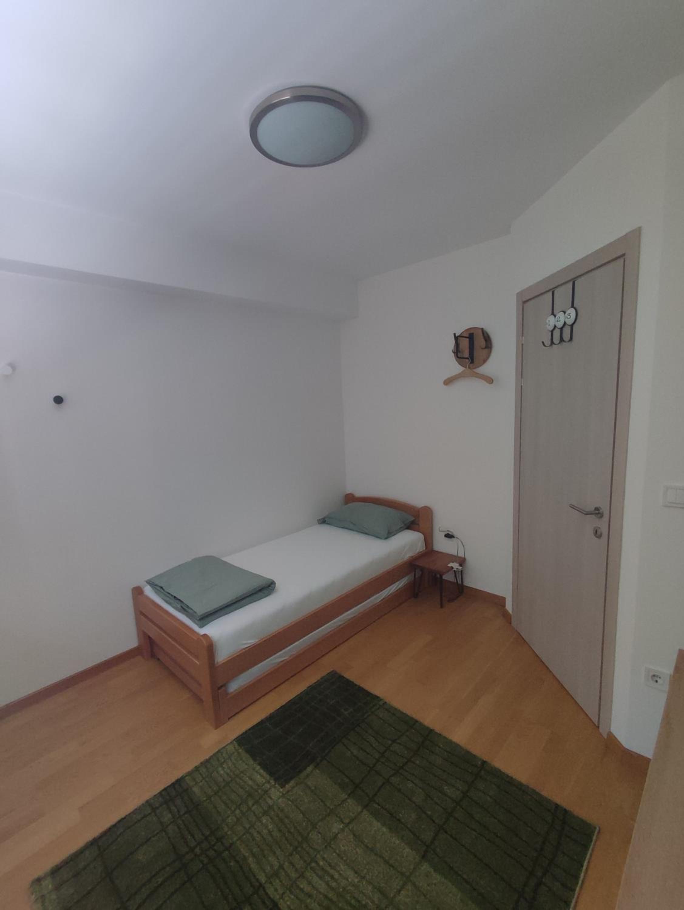 Cozy Urban Apartment in Skopje! view 4