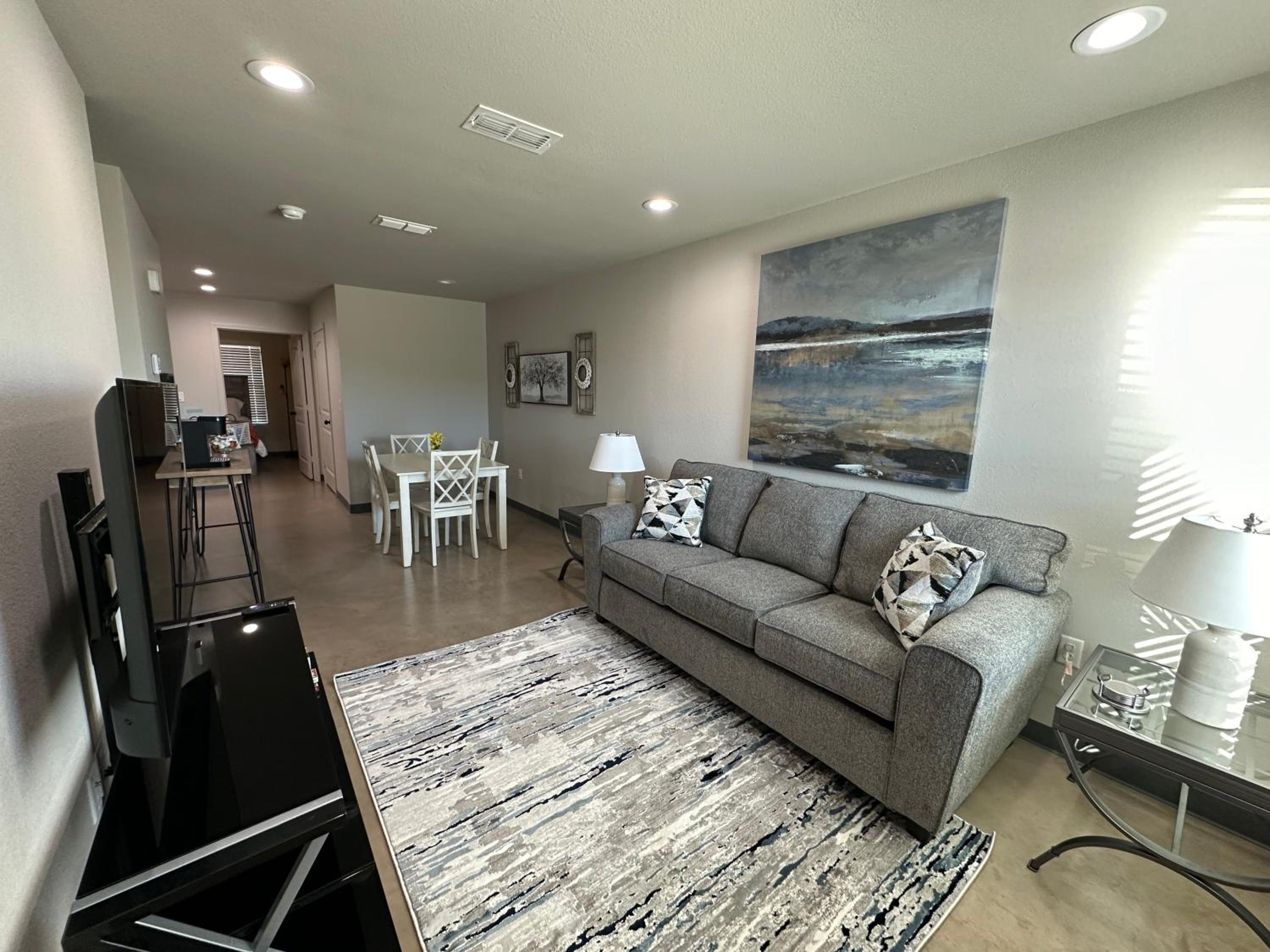 Brand New Rest and Relaxation Apartments view 4