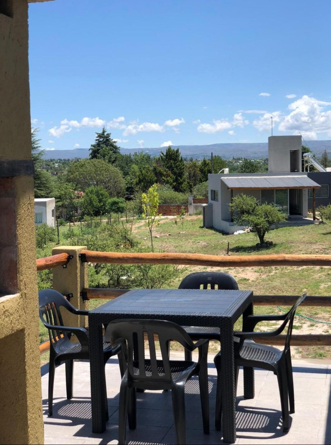 Cuatro Elementos Housing