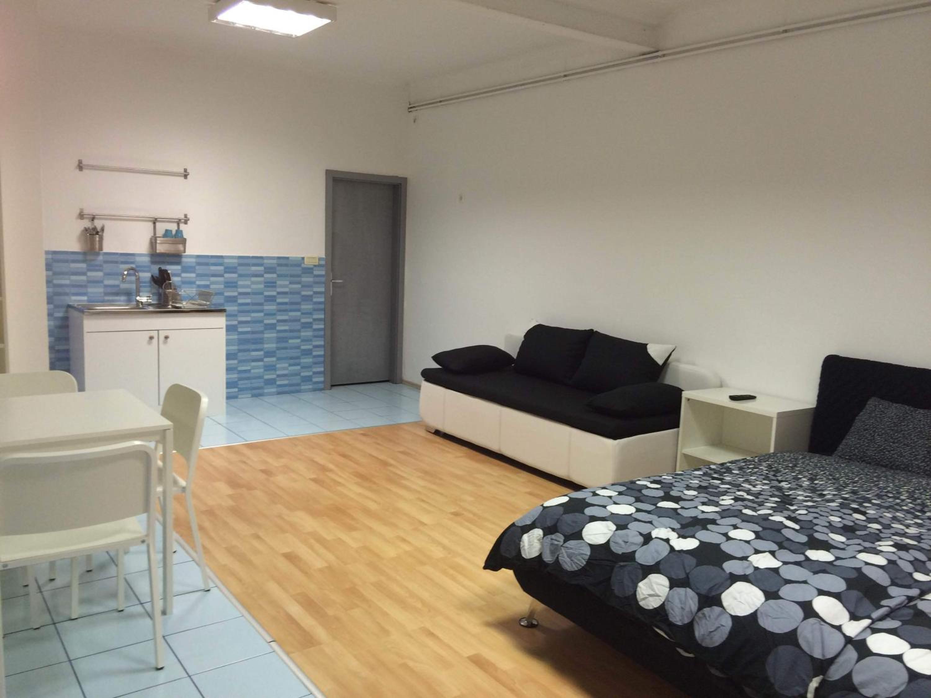 Photo 7