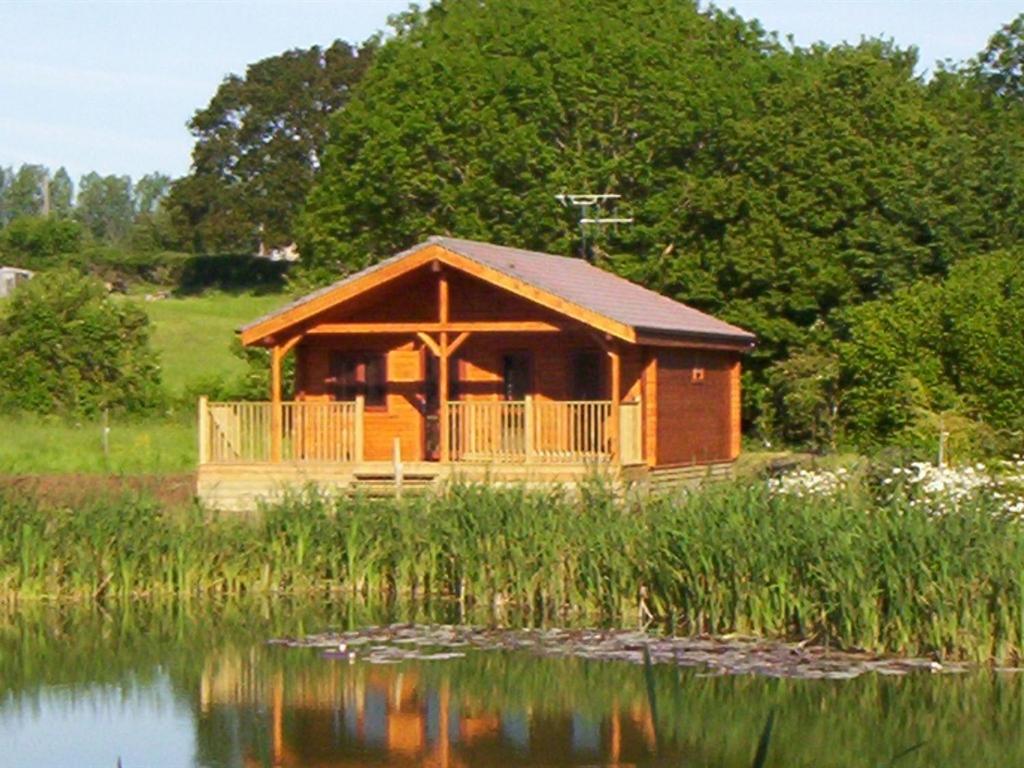 Watermeadow Lakes & Lodges view 4