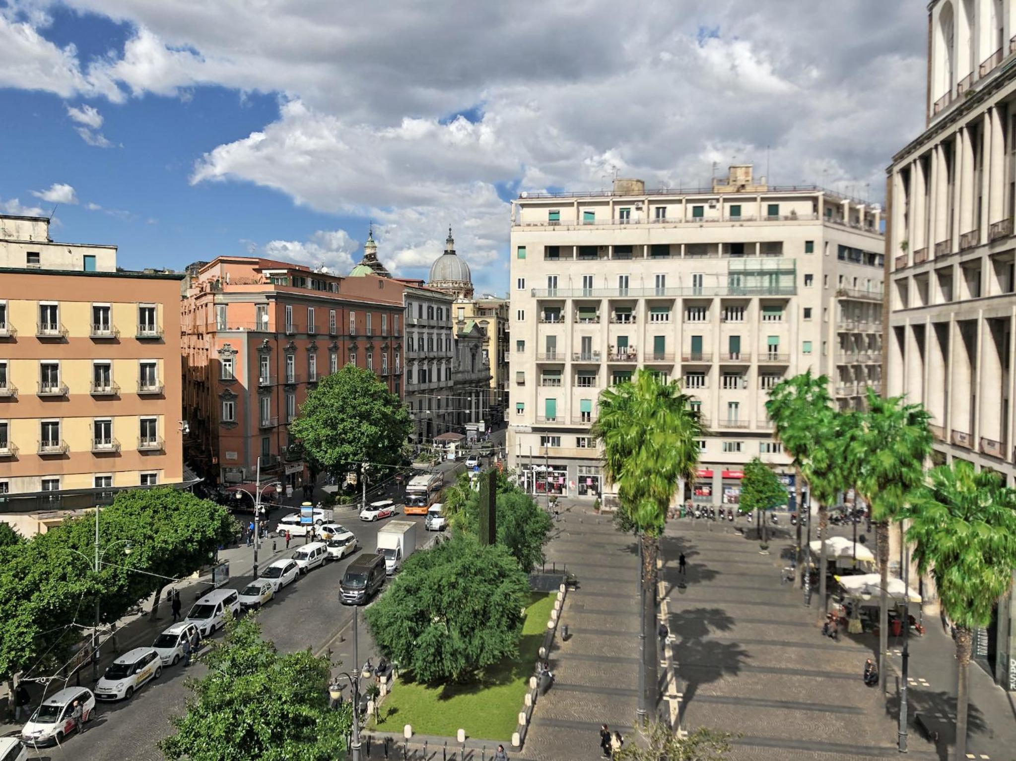 Piazza Carità