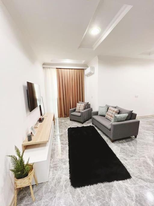 Astara Boulevard stay
