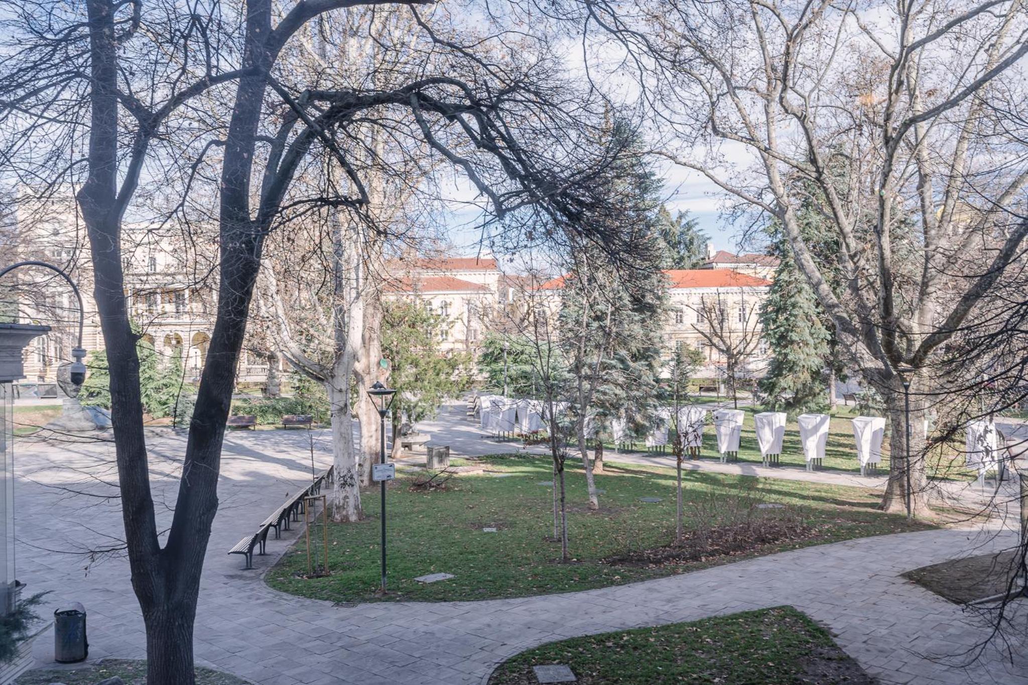 Top Center, 3BDR, Heart of the city, FREE Secured Parking
