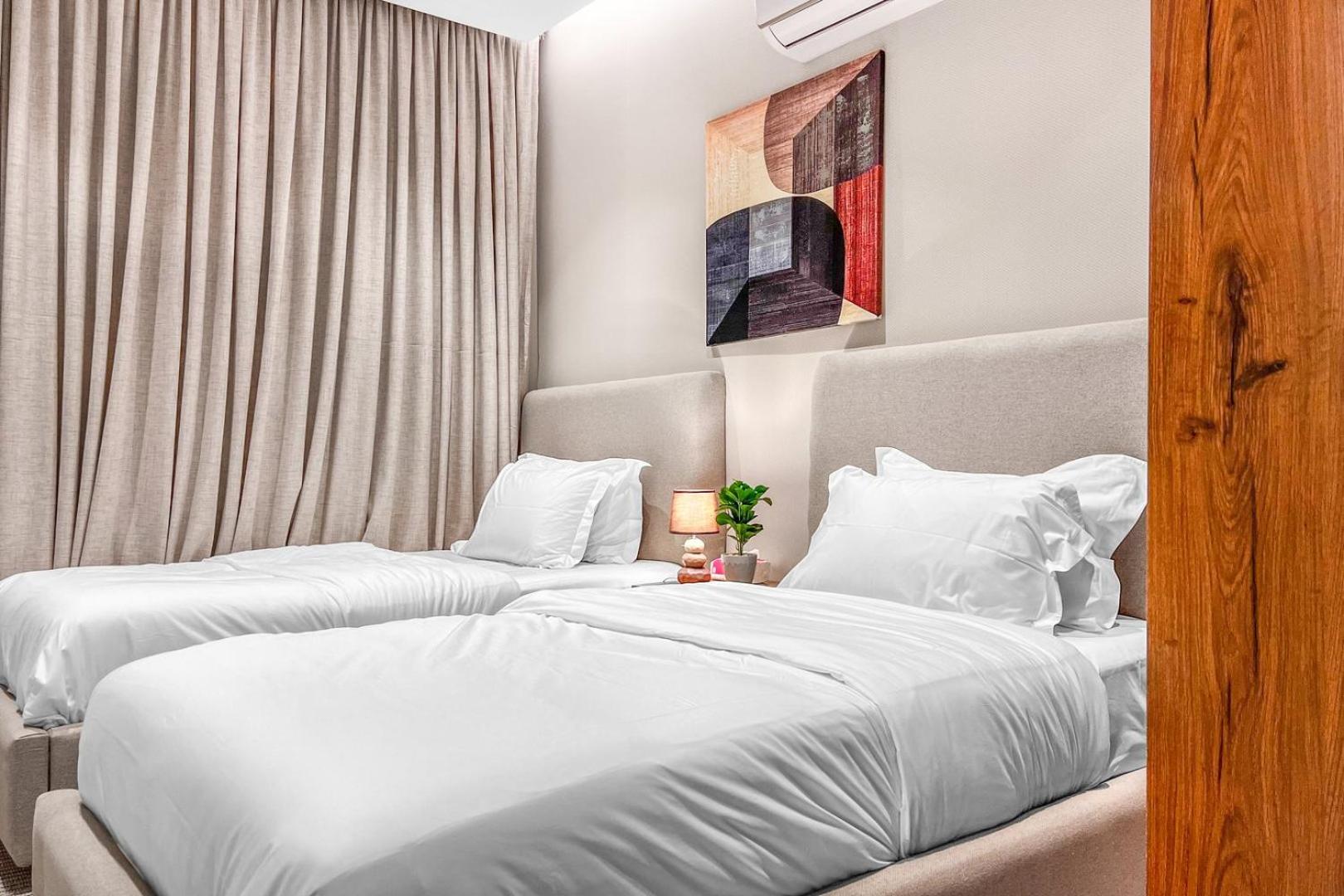 GR-Elegant 3-Bedroom Apartment