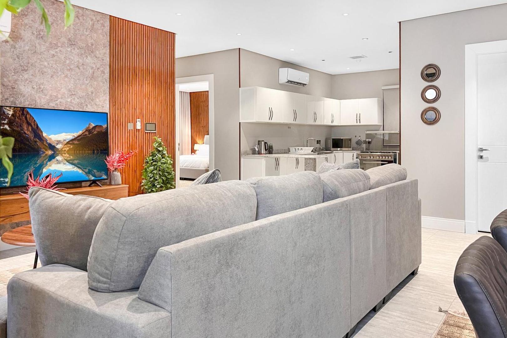 GR-Elegant 3-Bedroom Apartment