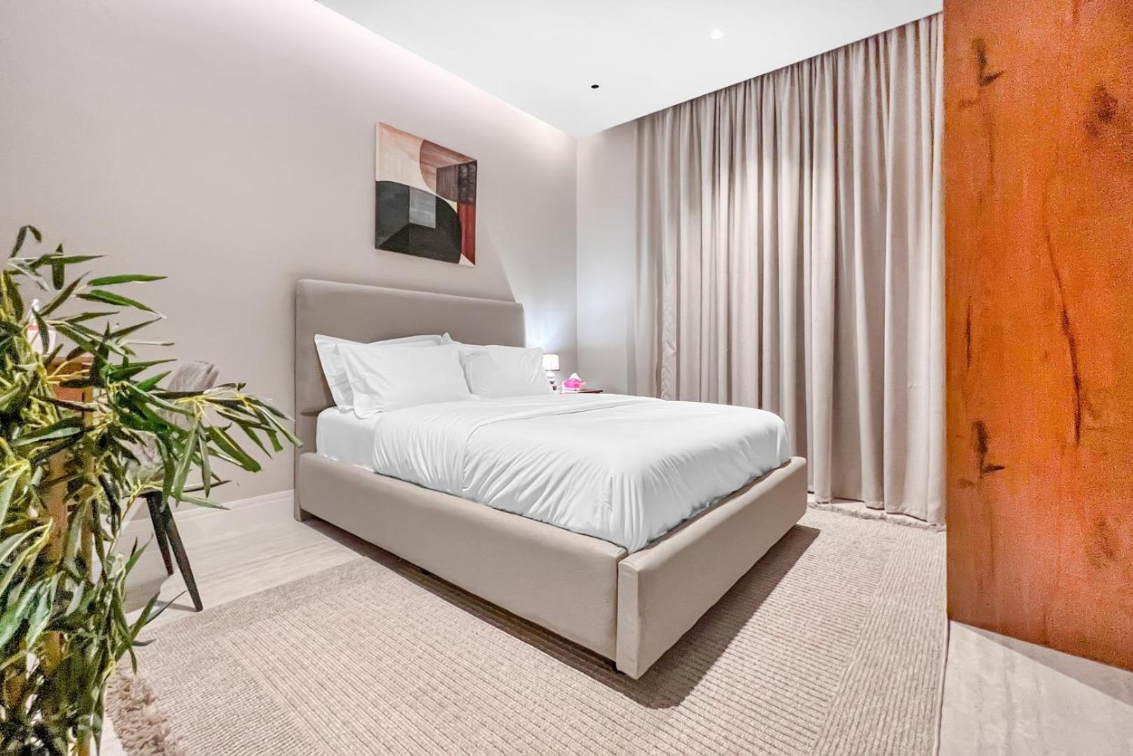 GR-Elegant 3-Bedroom Apartment