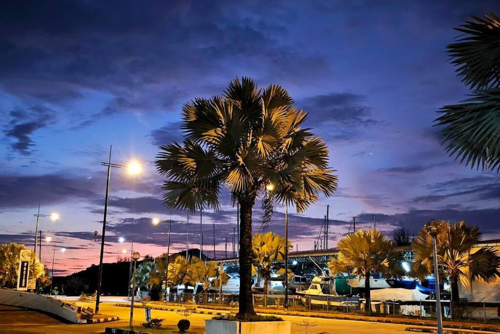 Laguna 1, Marina Island by TZ Homestay, photo 11
