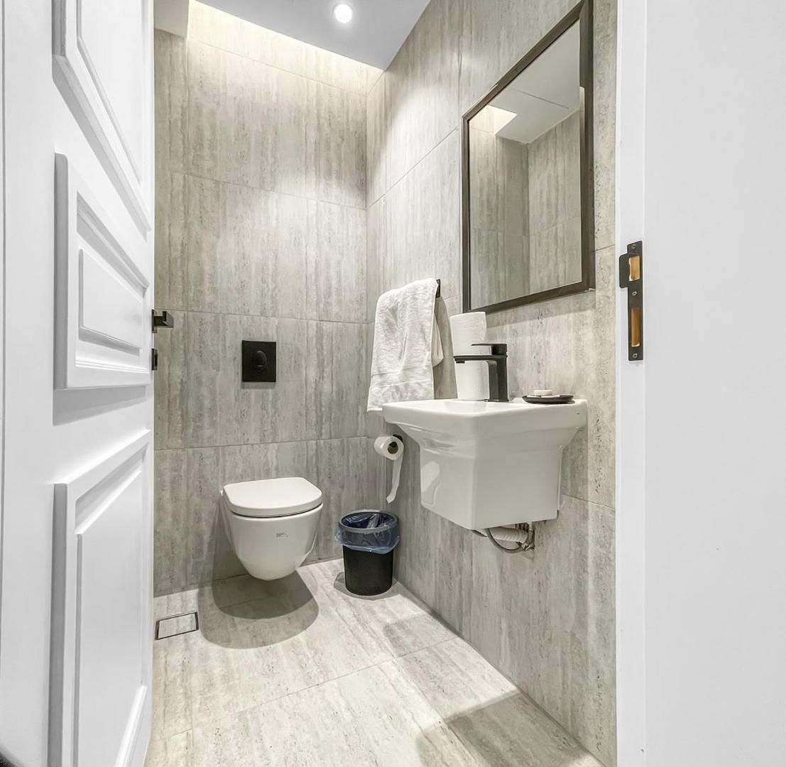 GR- Modern classy 2 Bedroom Apartment in Riyadh