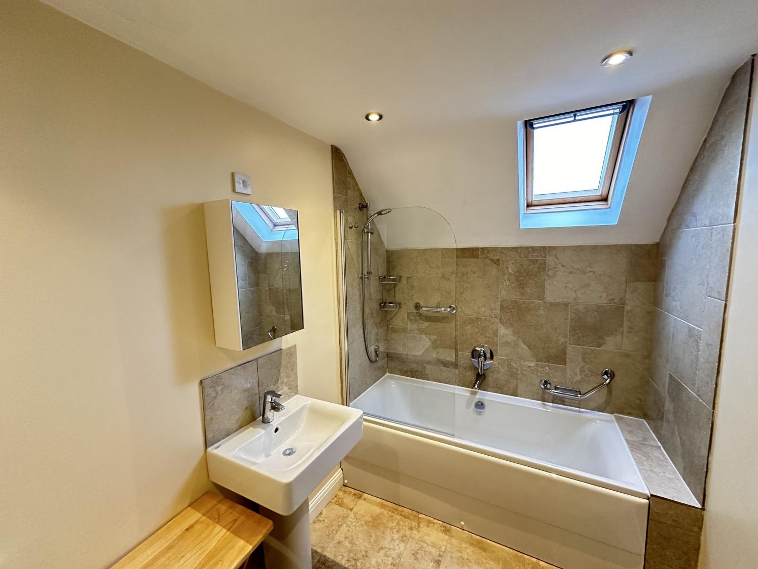 Sunrise View - Balcony and Seaview - Part of the The Bay Filey Holiday Village with pool, gym and direct beach access, pub, restaurant, tennis and meadows