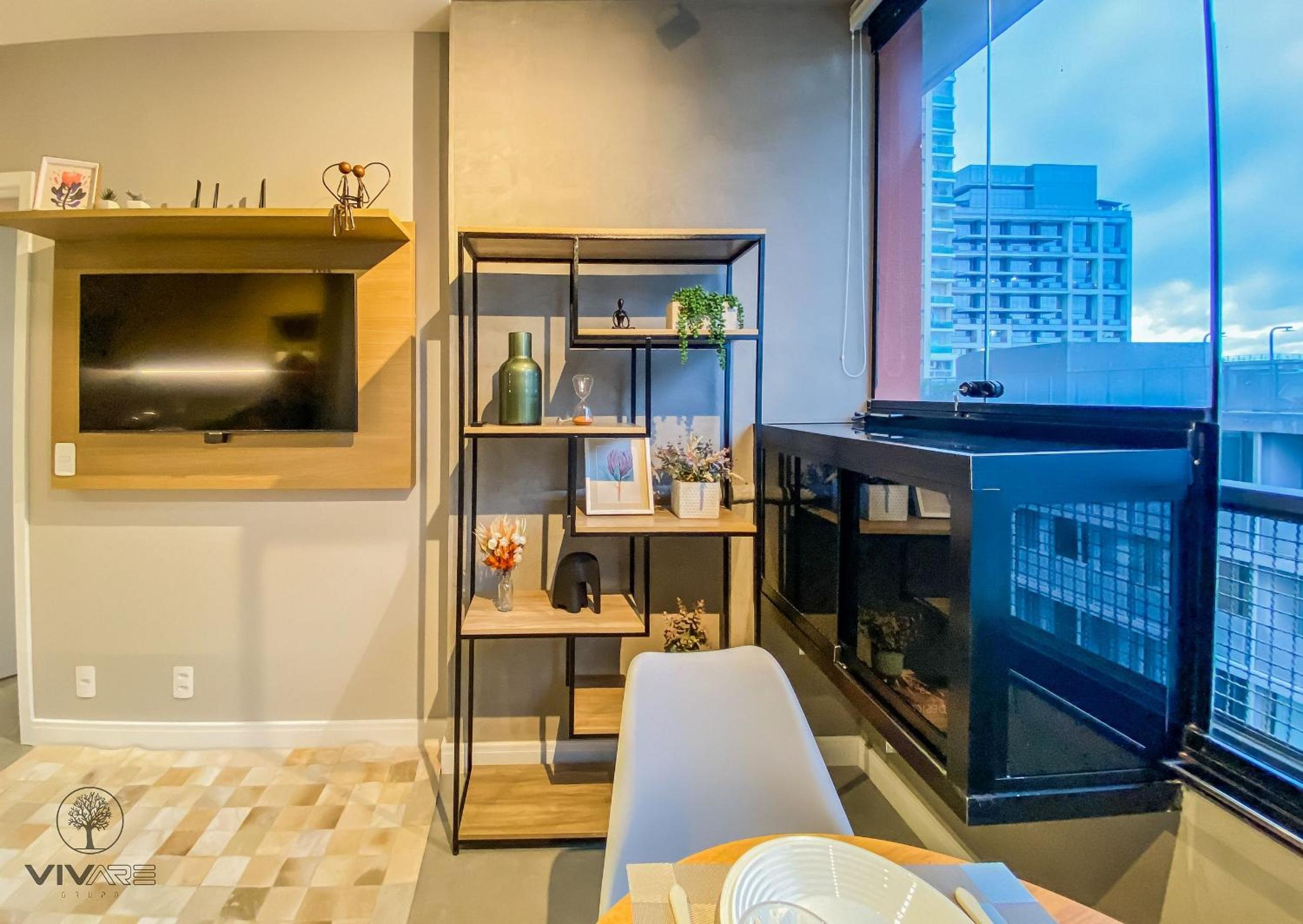 Inspiration Frei Caneca | Decorated Apartment with Private Room