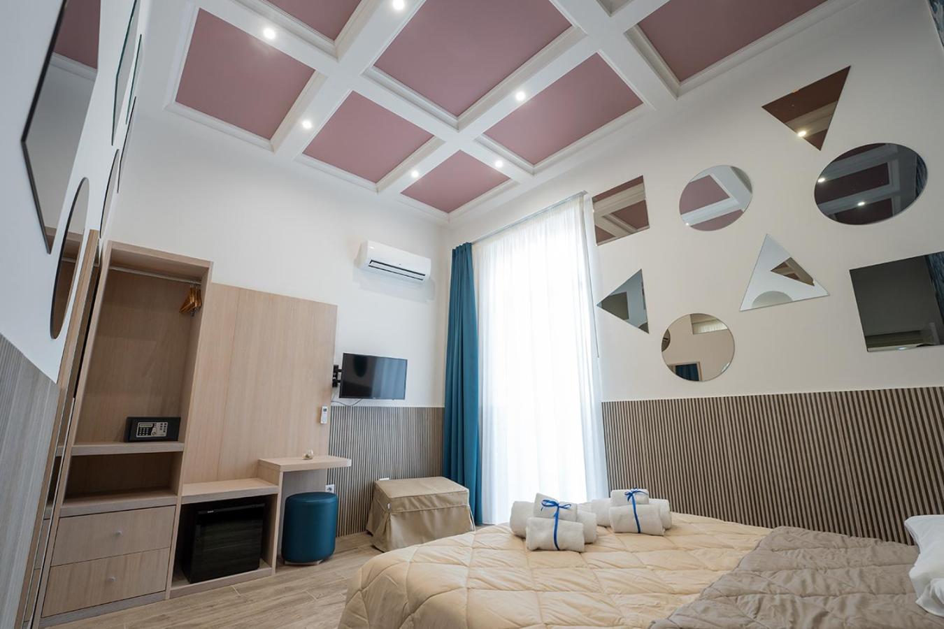 GreRos H. Porto Napoli Centro, by ClaPa Group Dislocated Hospitality