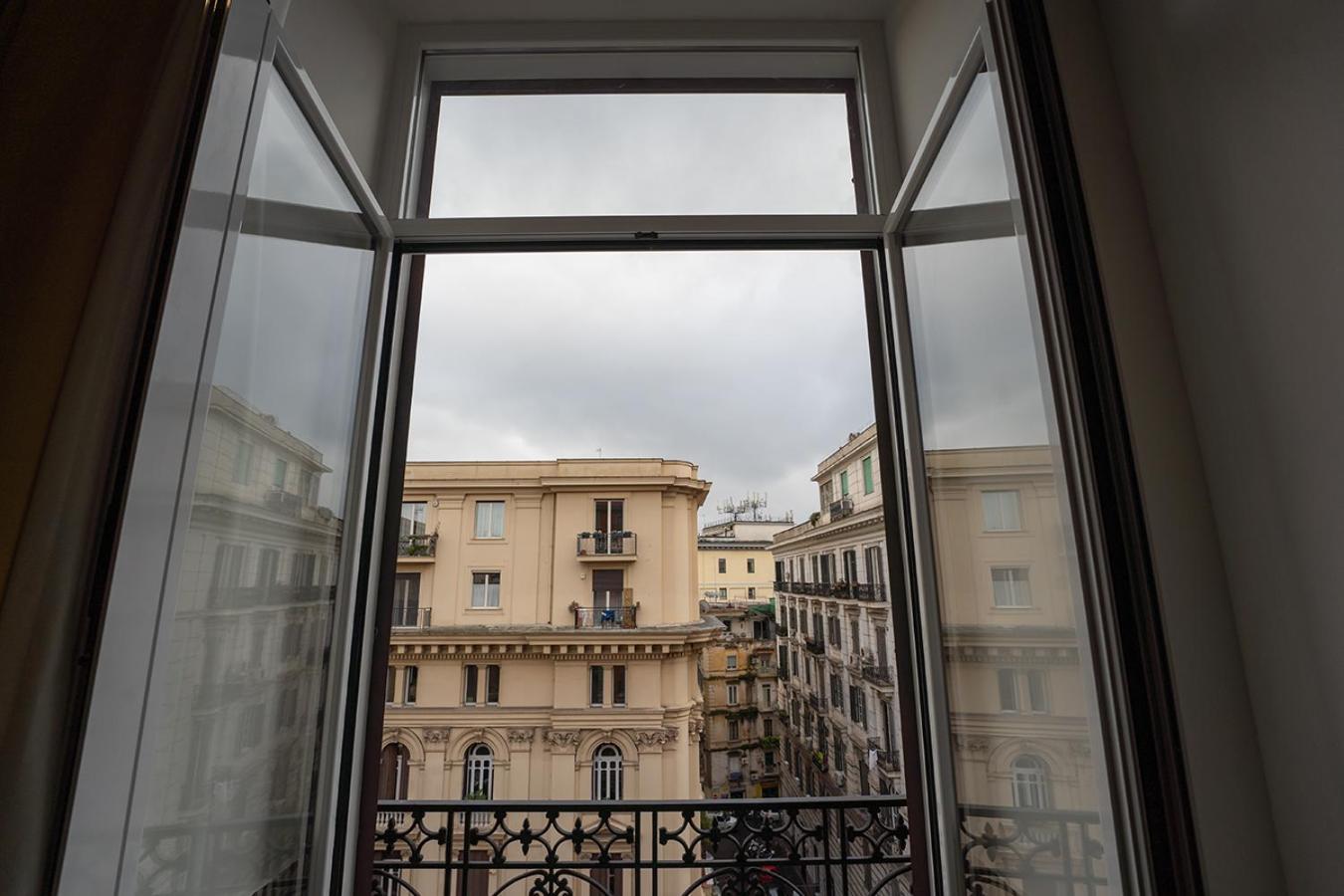 GreRos H. Porto Napoli Centro, by ClaPa Group Dislocated Hospitality