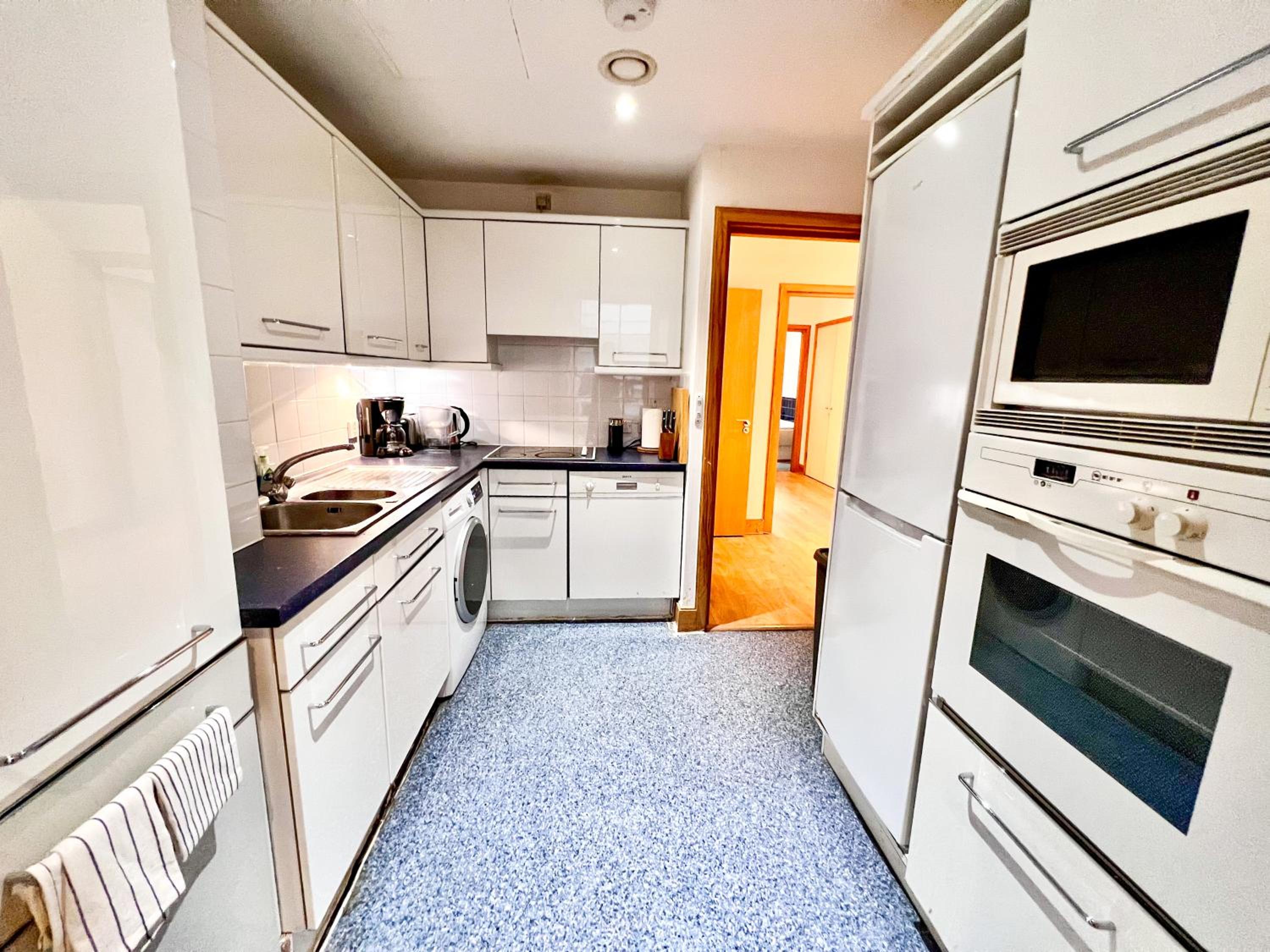 Excellent Entire Apartment Between St Pauls Cathedral and Covent Garden