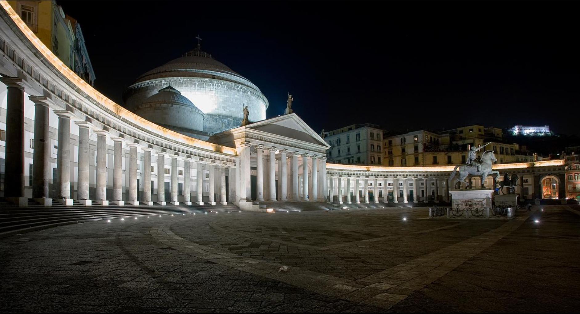 Piazza Bovio 22