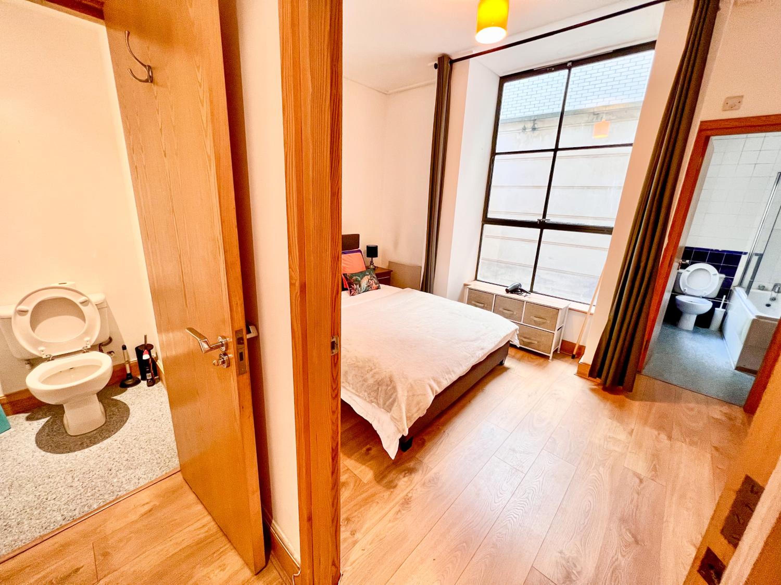 Excellent Entire Apartment Between St Pauls Cathedral and Covent Garden