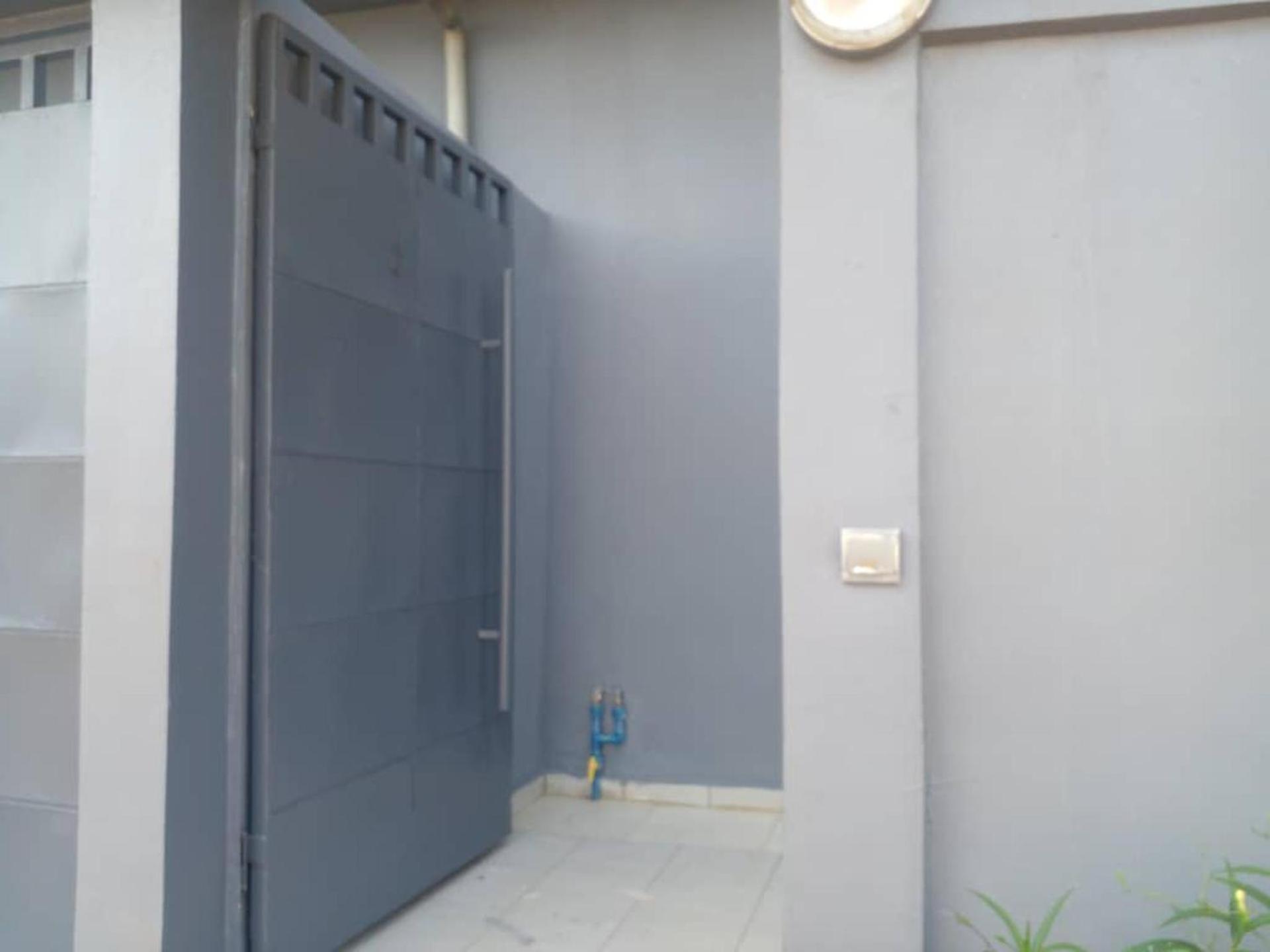 Lovely 1-Bed duplex house