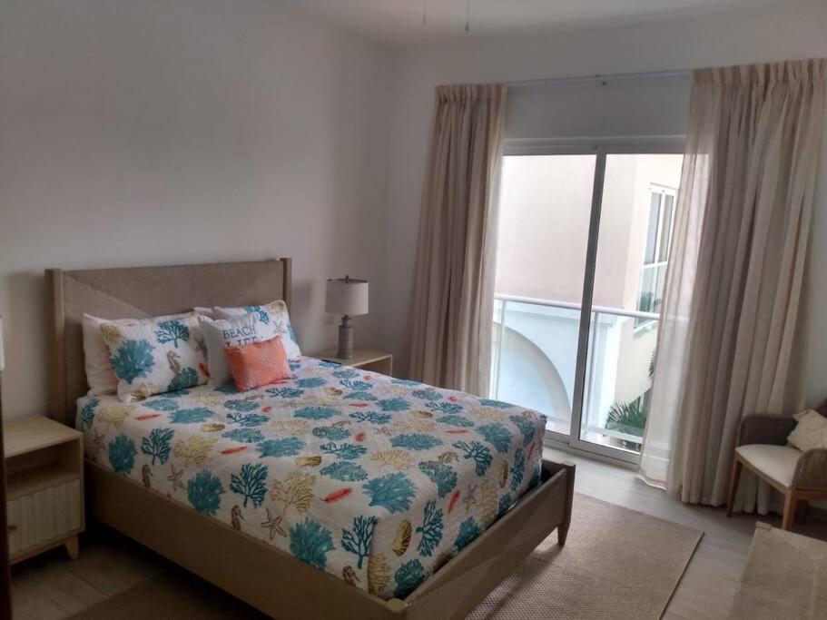 Exquisite 1 bedroom @ Hard Rock by Cana Pearl view 2