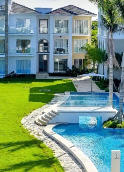 Exquisite 1 bedroom @ Hard Rock by Cana Pearl view 3