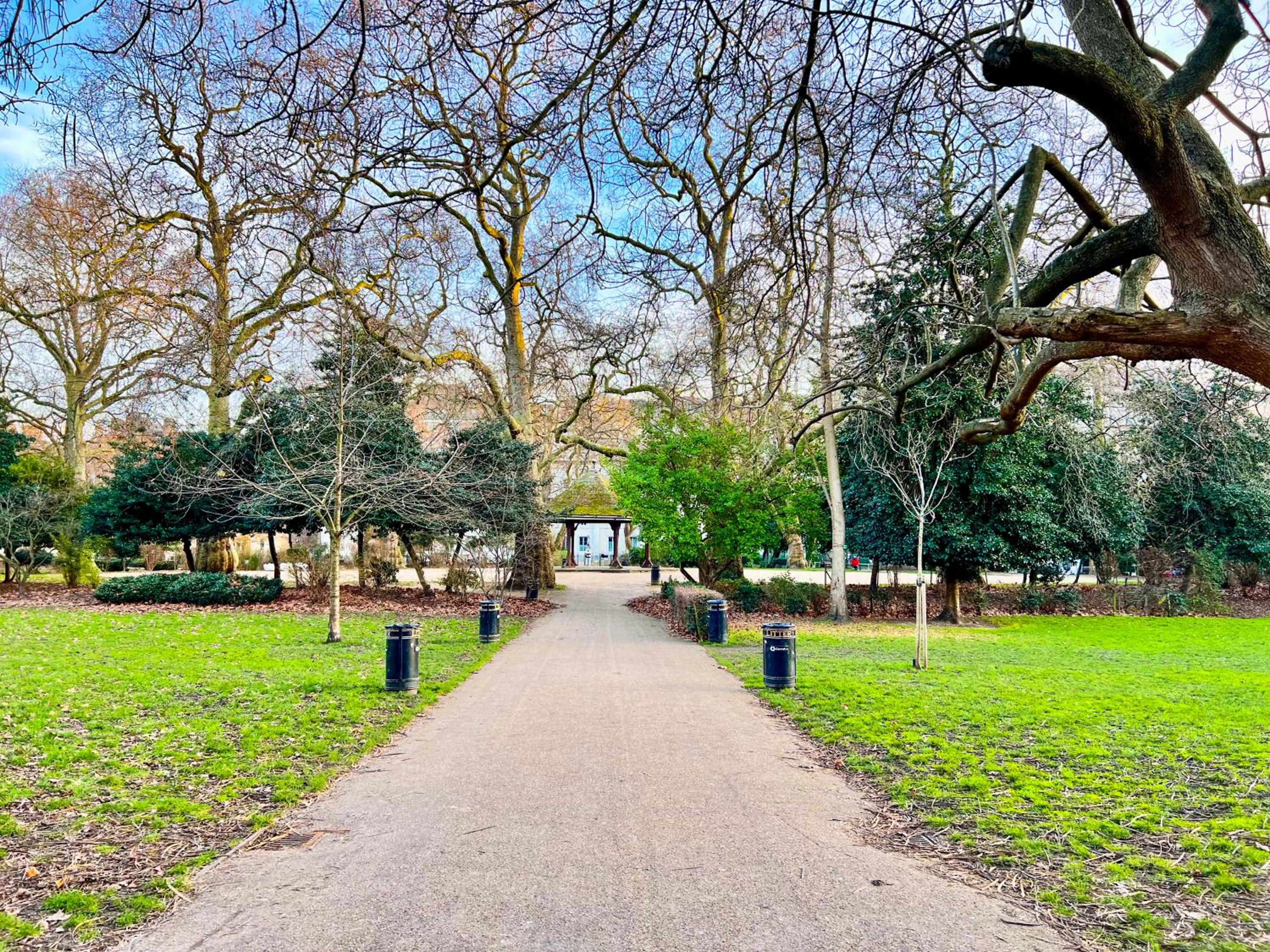 Excellent Entire Apartment Between St Pauls Cathedral and Covent Garden
