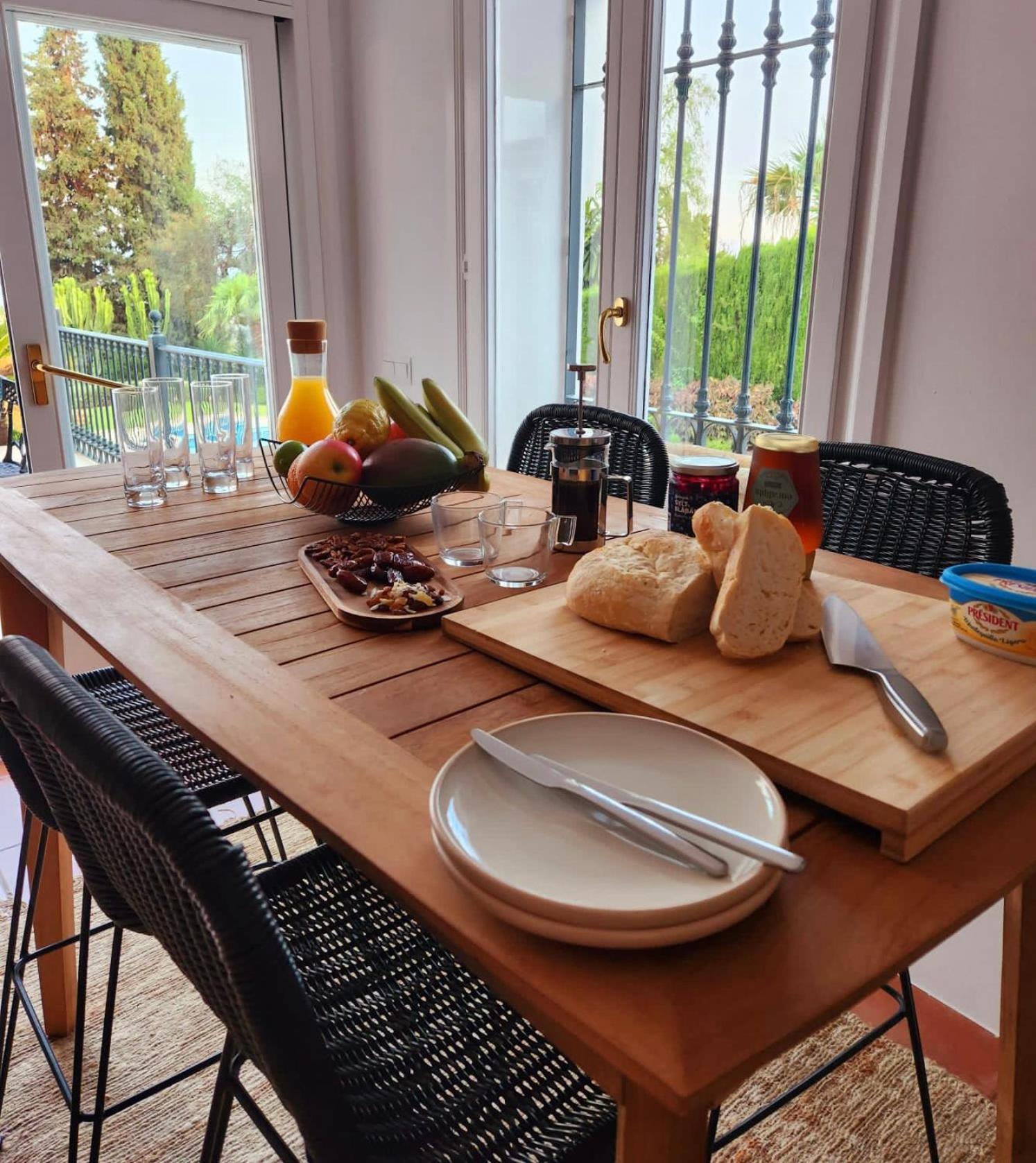 Private luxury 5 bedroom villa Benahavís near Marbella