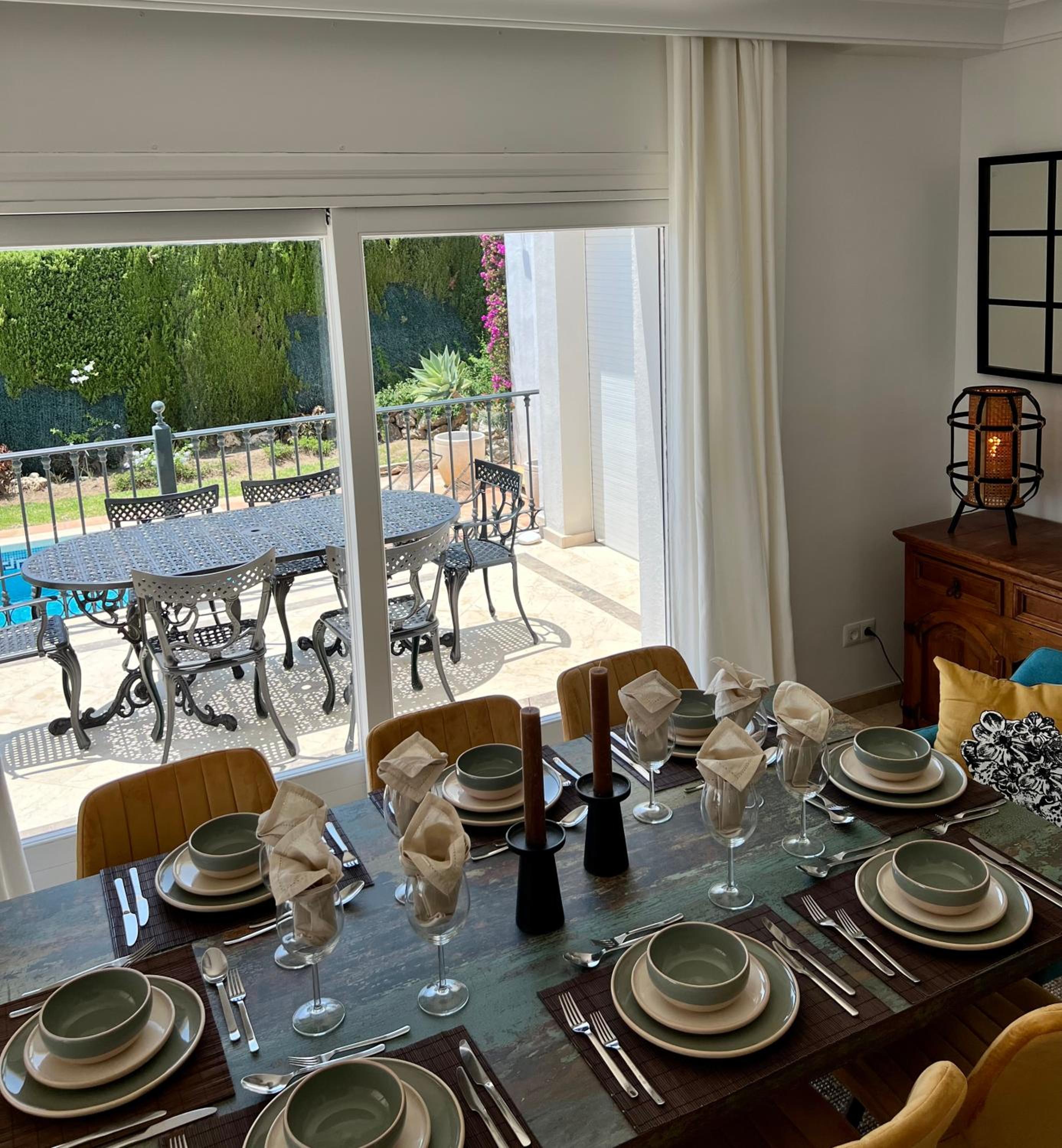 Private luxury 5 bedroom villa Benahavís near Marbella