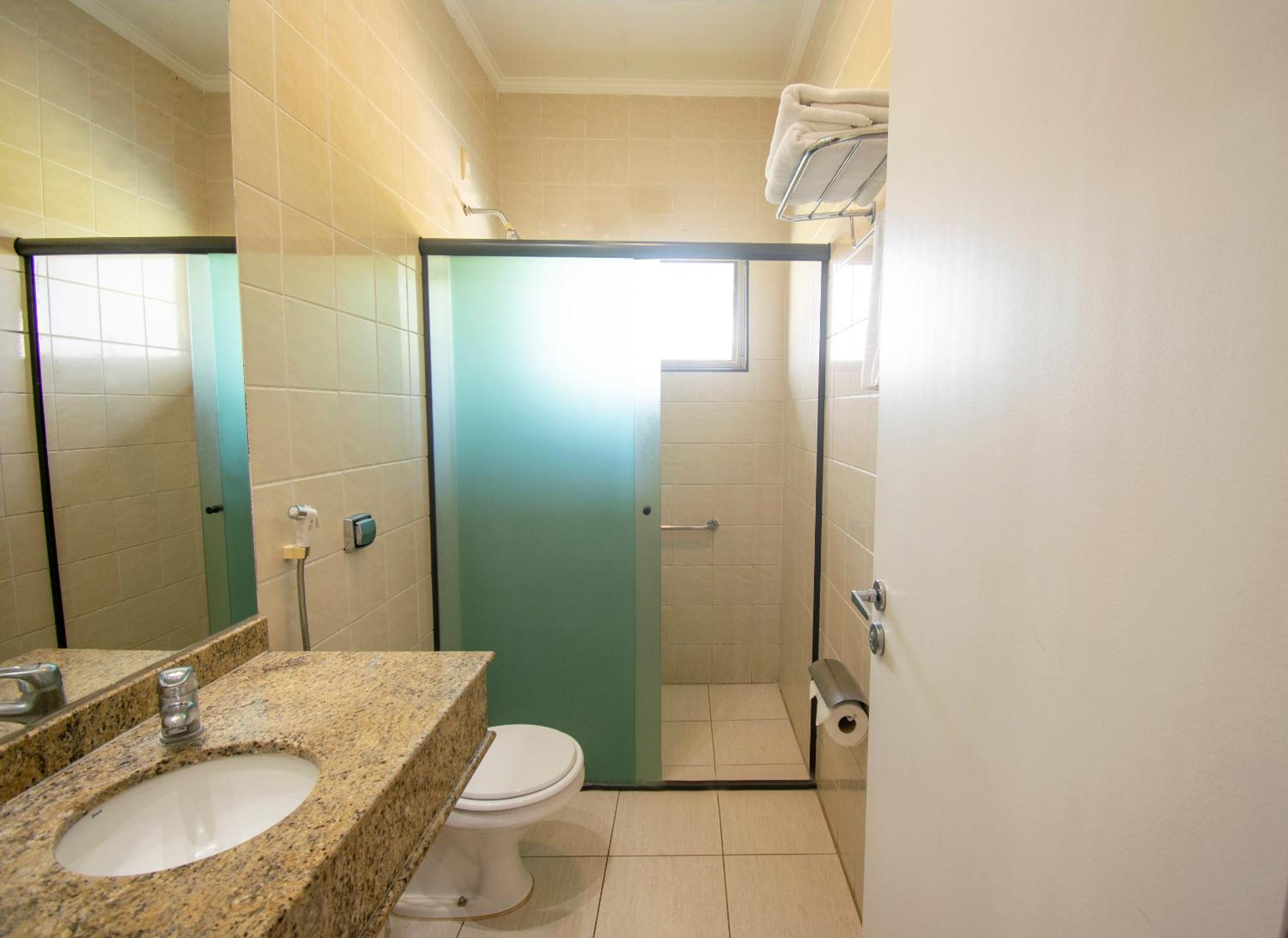 Oscar Inn Eco Resort